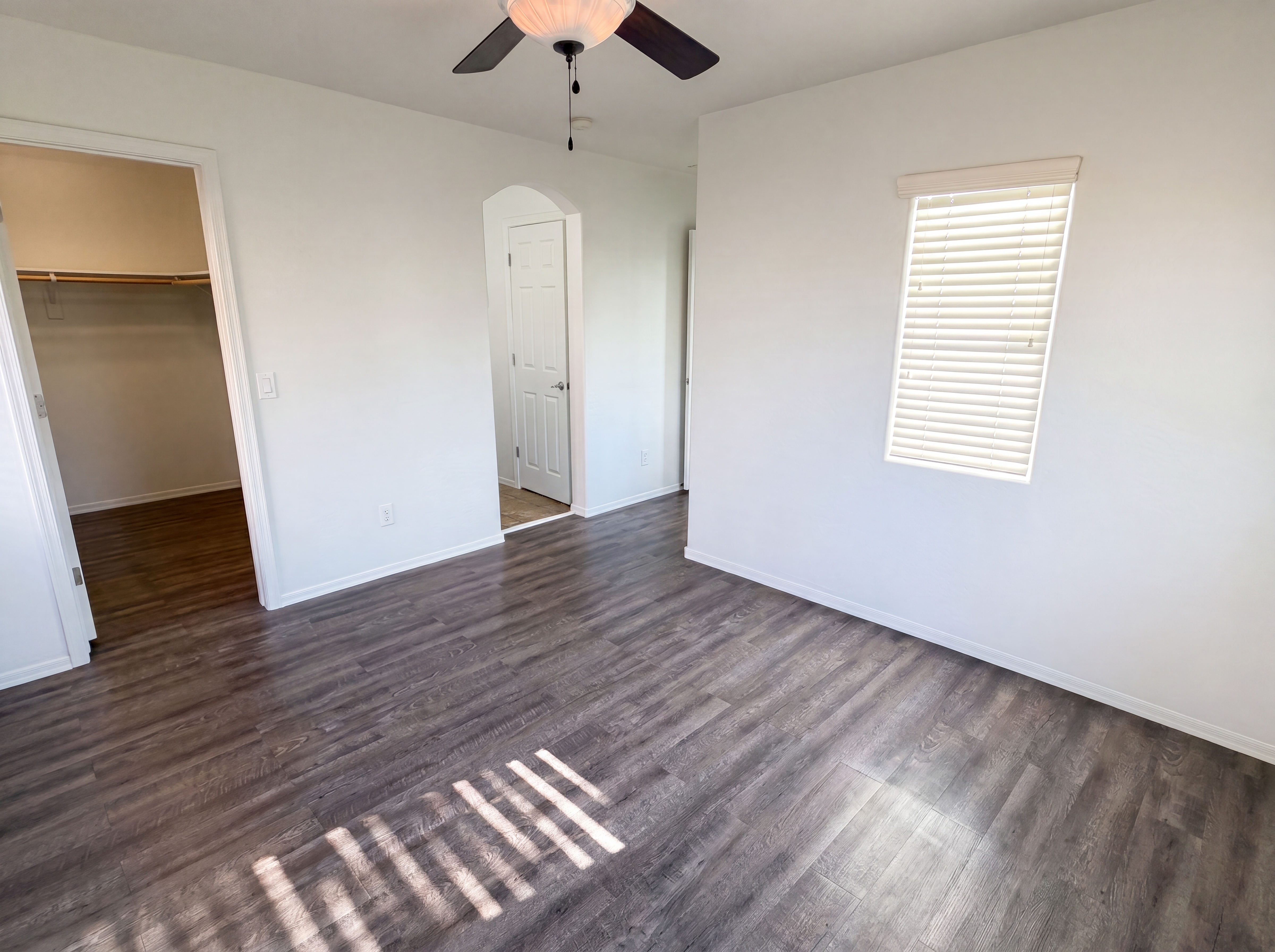 Photo 5 of 33 of 22075 N 103rd Ln, Peoria, AZ