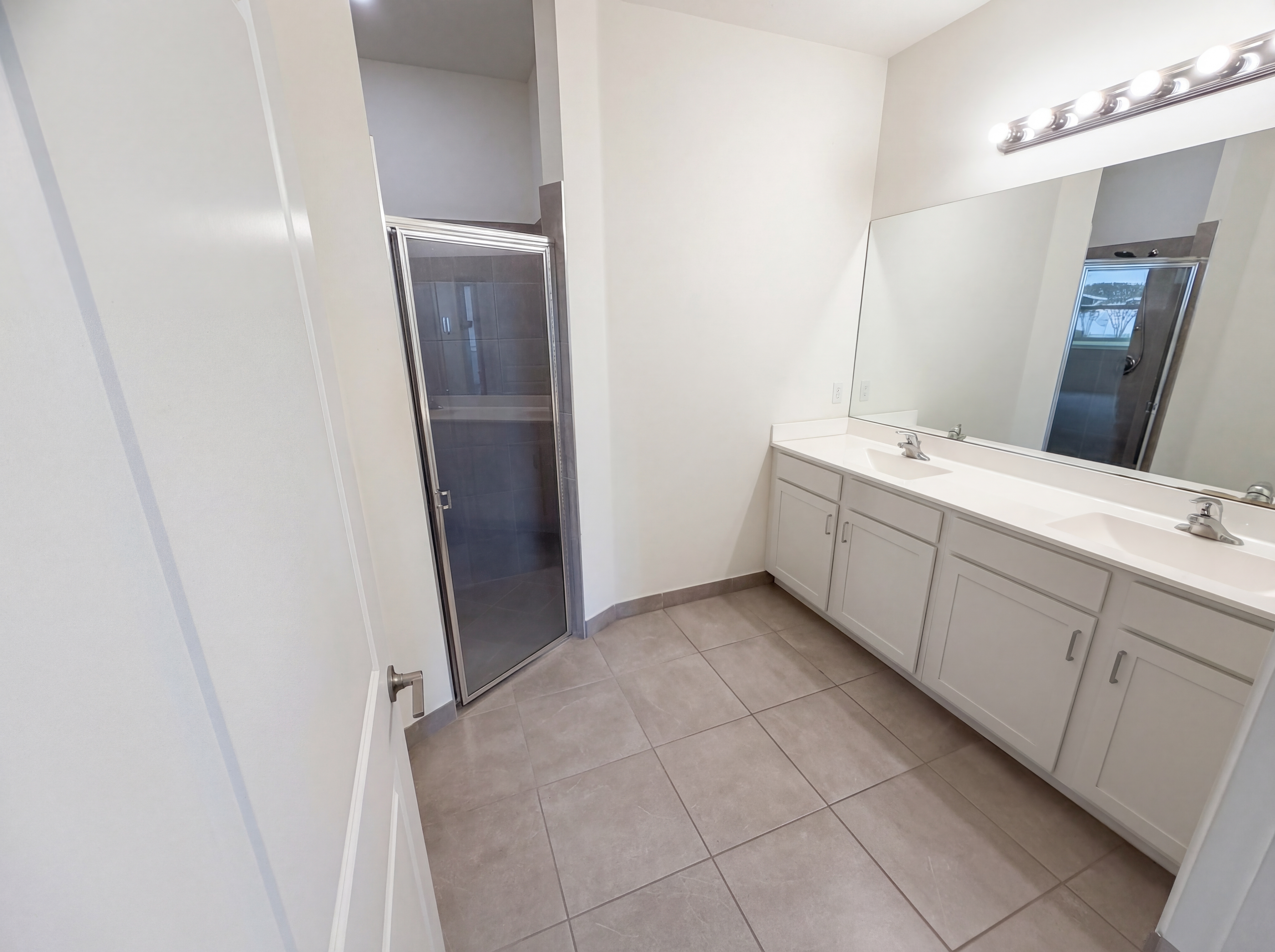 Photo 22 of 28 of 12473 NW Lynch Ln, Port Saint Lucie, FL