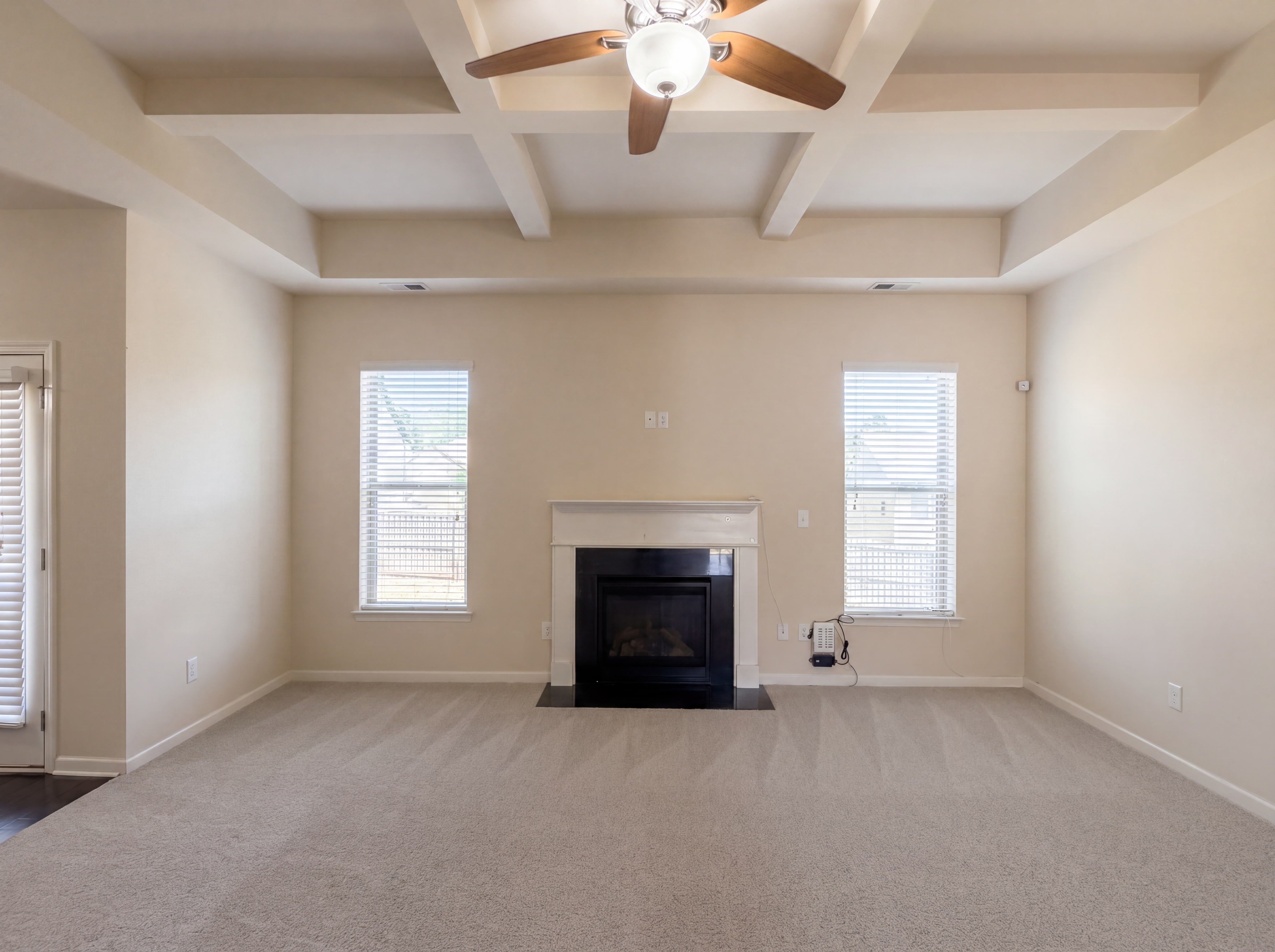 Photo 3 of 30 of 798 Kallispel Ct, Hampton, GA