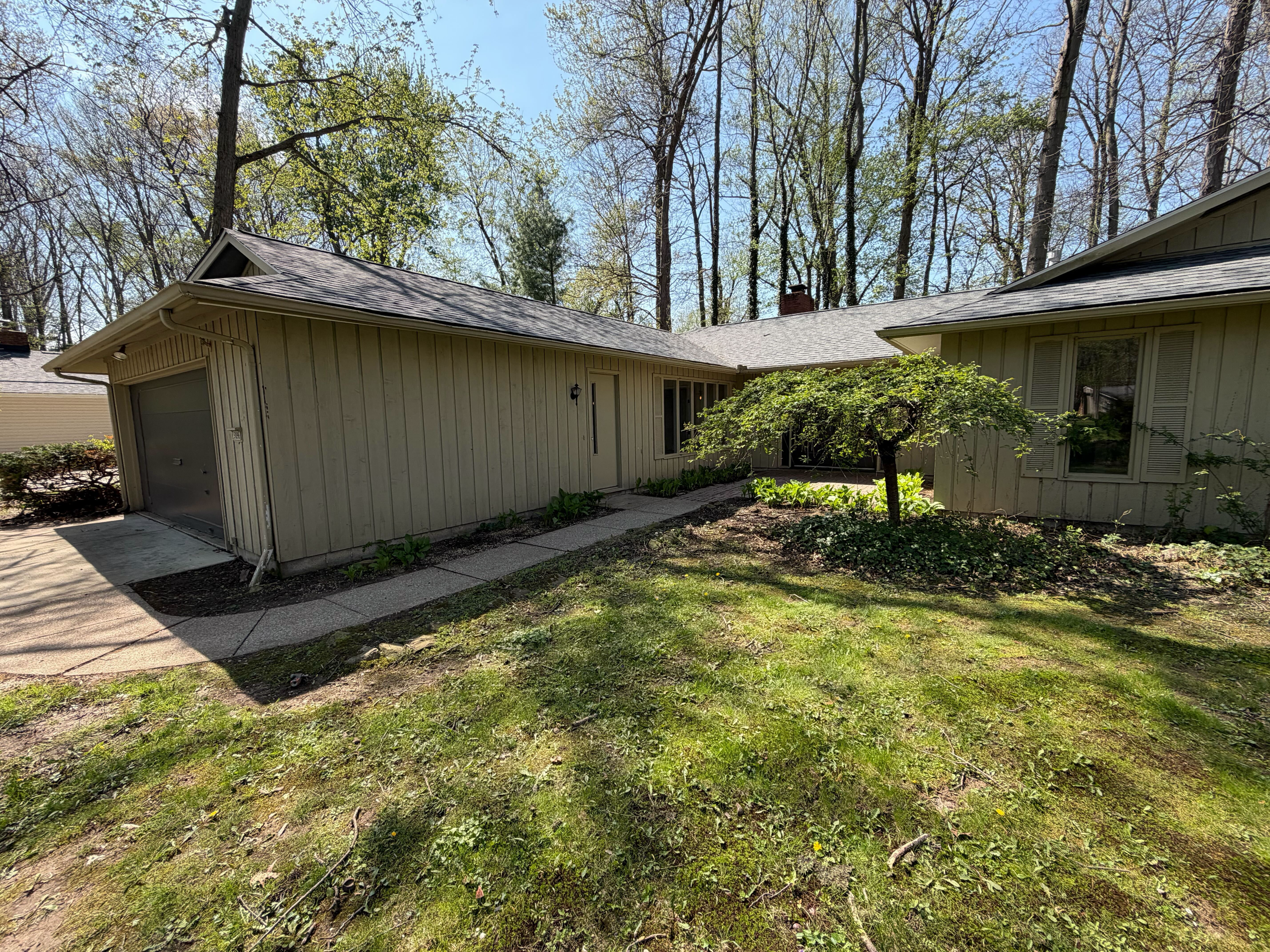 Photo 18 of 21 of 5896 Mills Creek Ln, North Ridgeville, OH