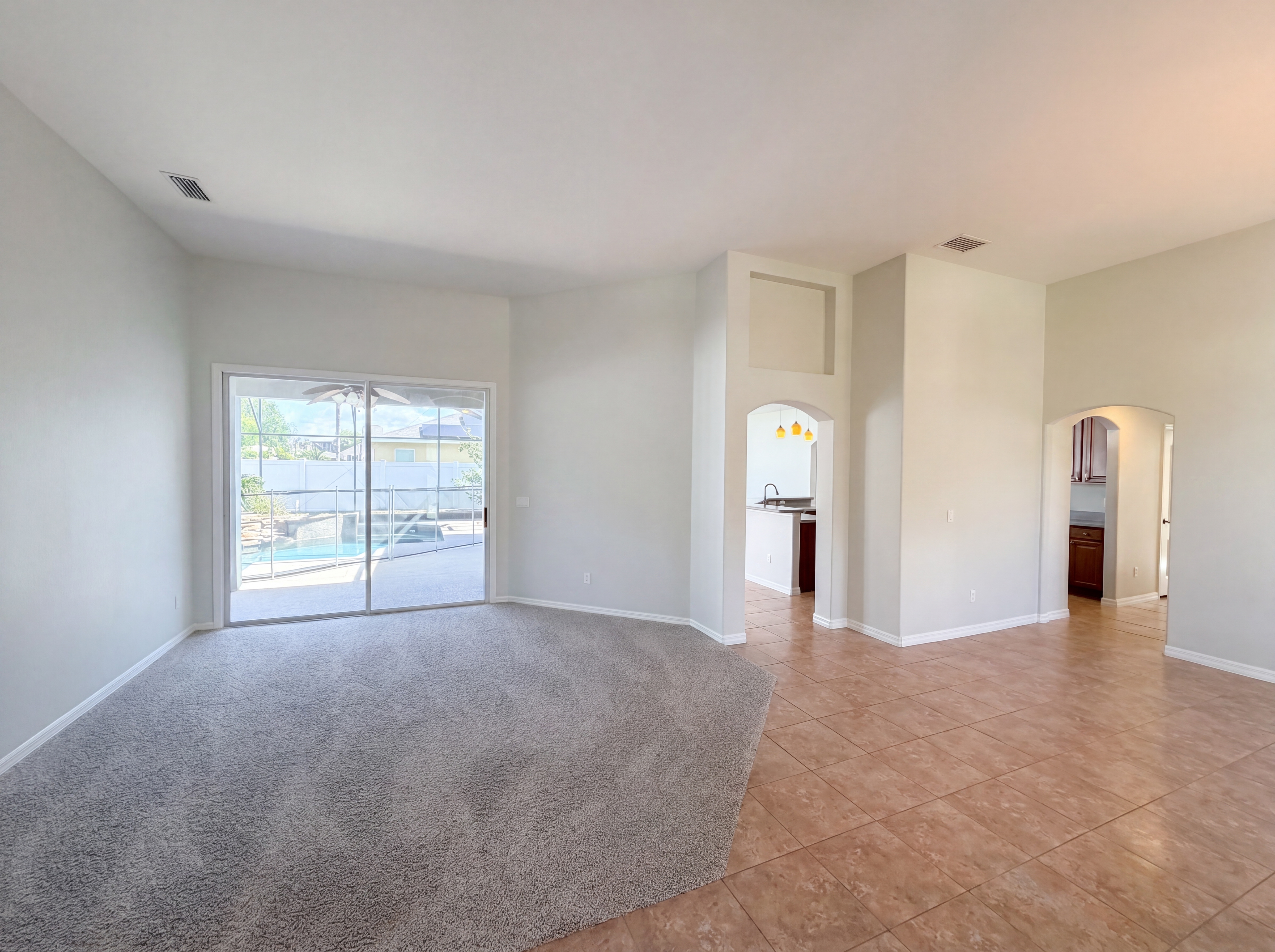 Photo 3 of 28 of 457 Amethyst Ave, Auburndale, FL
