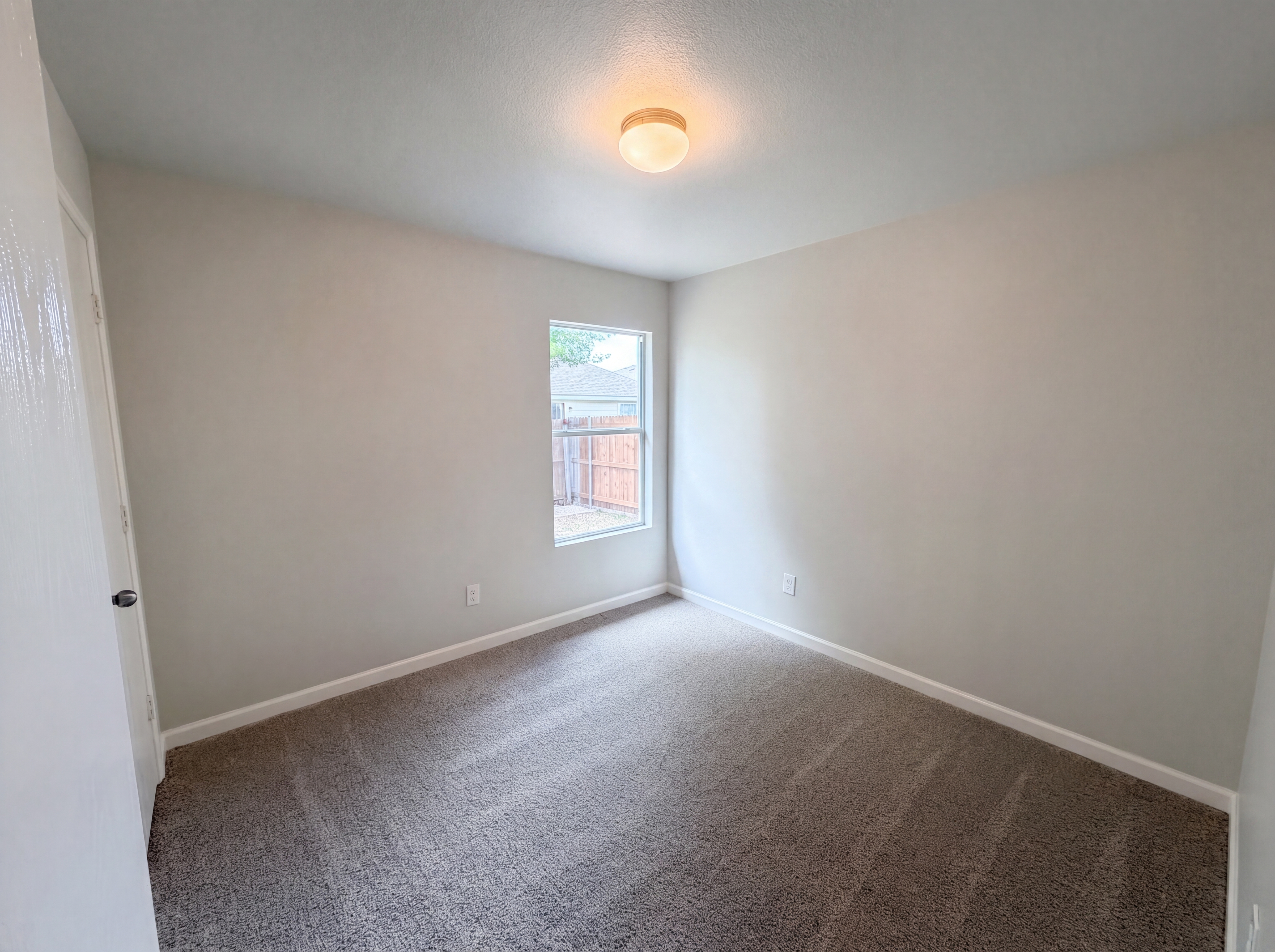 Photo 9 of 25 of 8849 Sun Haven Way, Fort Worth, TX