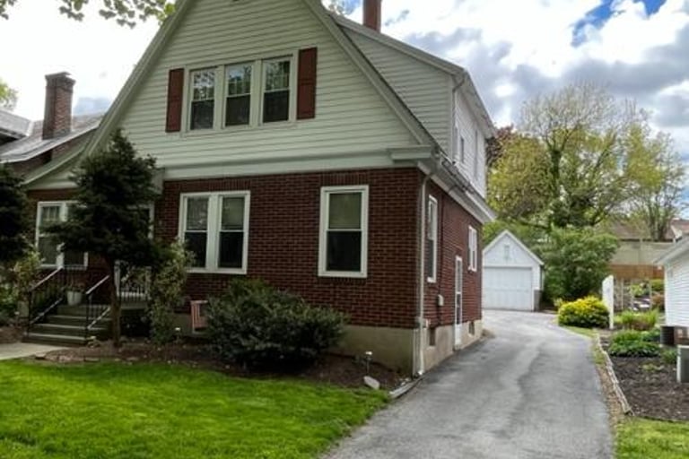 36 E Chestnut St, Cleona, PA 17042 Opendoor