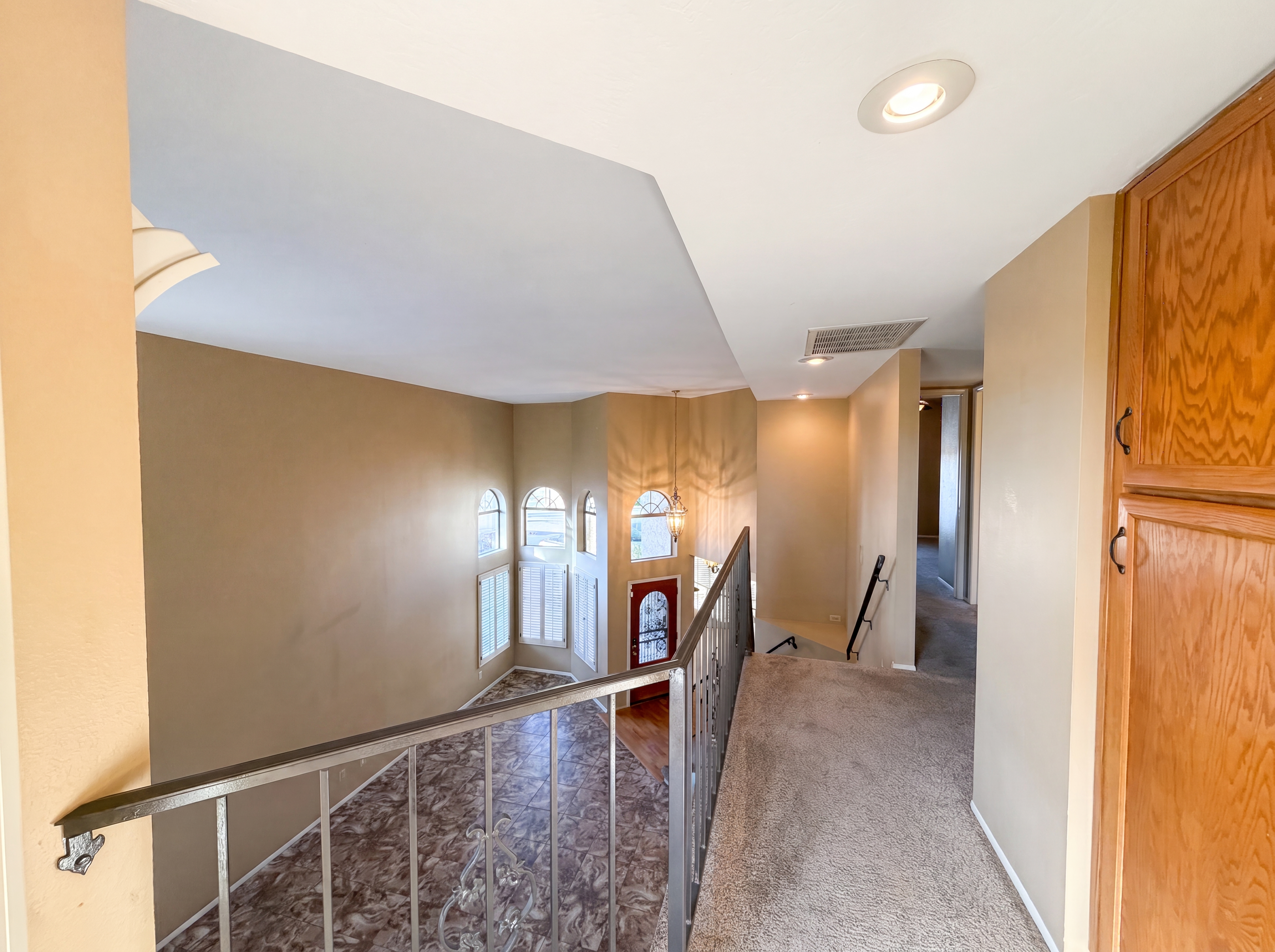 Photo 11 of 28 of 12346 S Shoshoni Dr, Phoenix, AZ