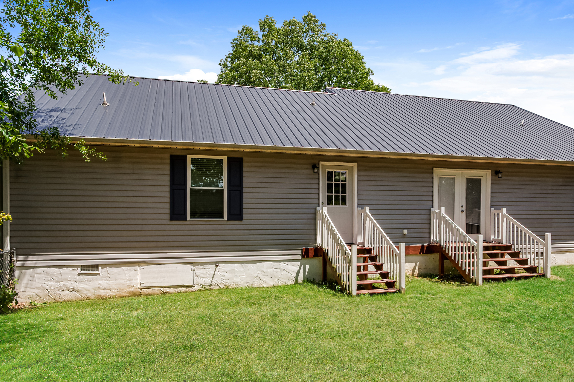 Photo 5 of 21 of 20 Leach Dr, Guntersville, AL