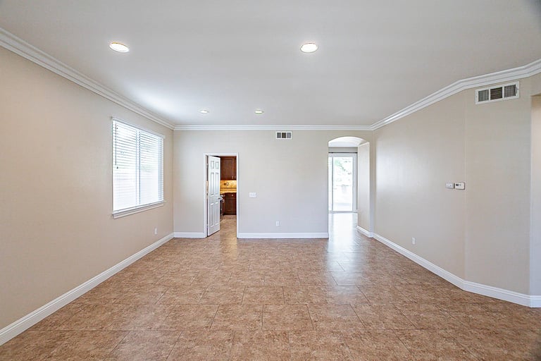 Photo 13 of 32 - 40971 Burgess Ct, Temecula, CA 92591