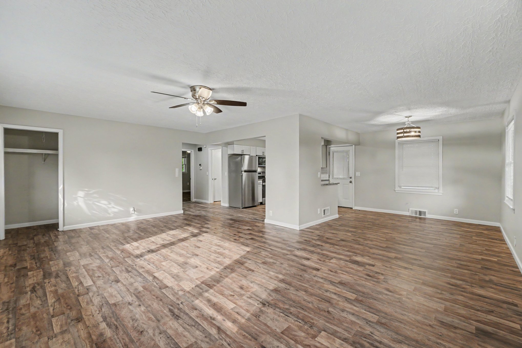 Photo 3 of 17 of 2715 James Ave, Covington, KY