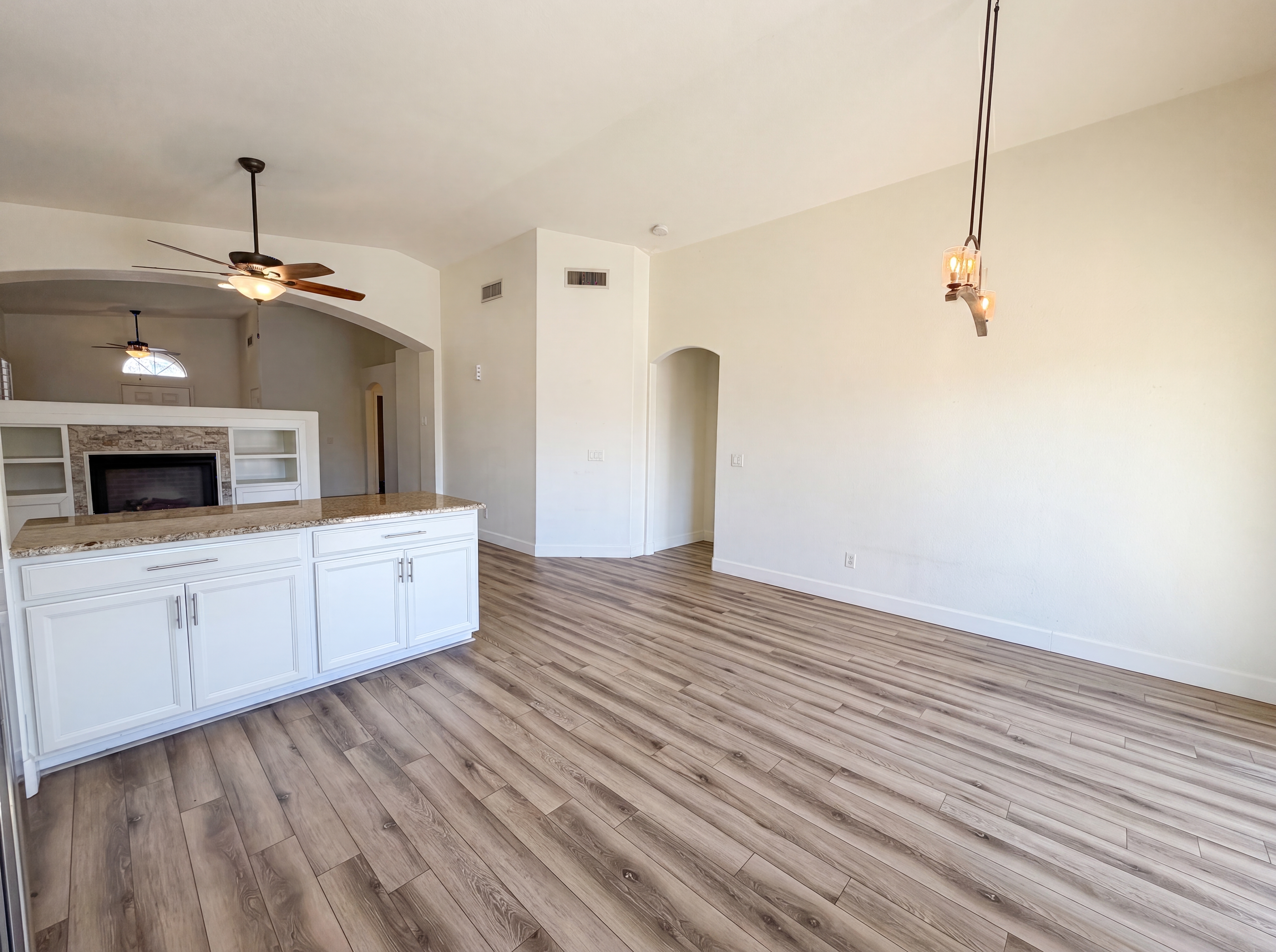 Photo 12 of 29 of 3951 E Timberline Rd, Gilbert, AZ