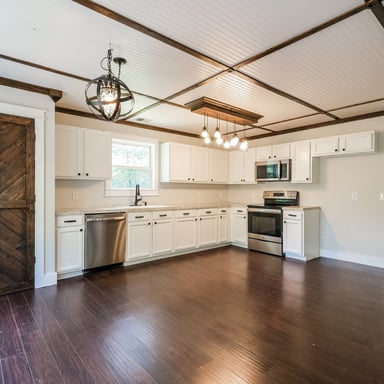 Property photo 2 of 434 Pine Tree Dr
