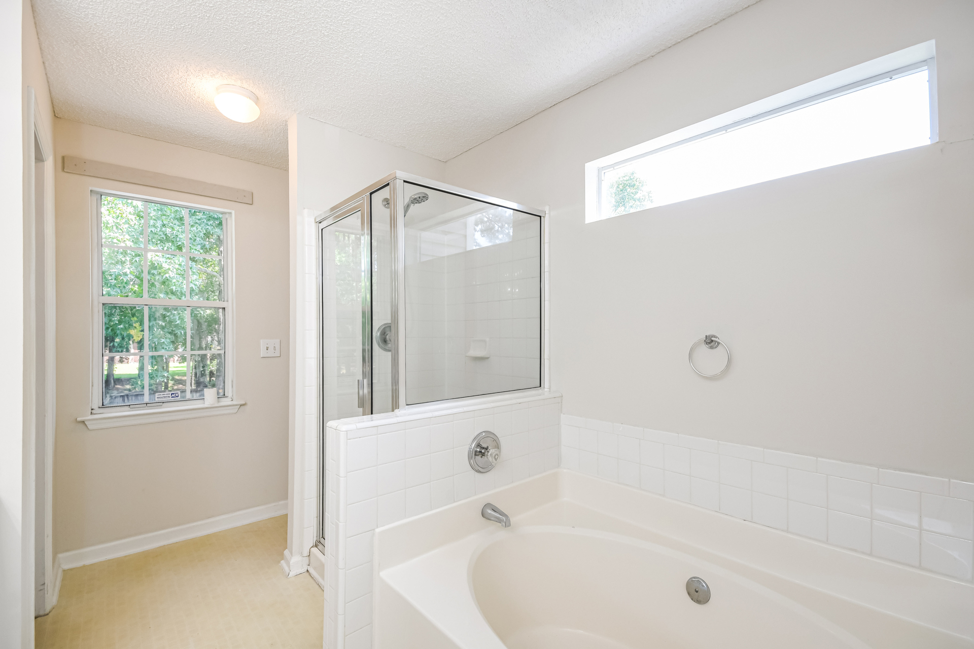 Photo 10 of 21 of 8612 Coppergrove Dr, North Charleston, SC