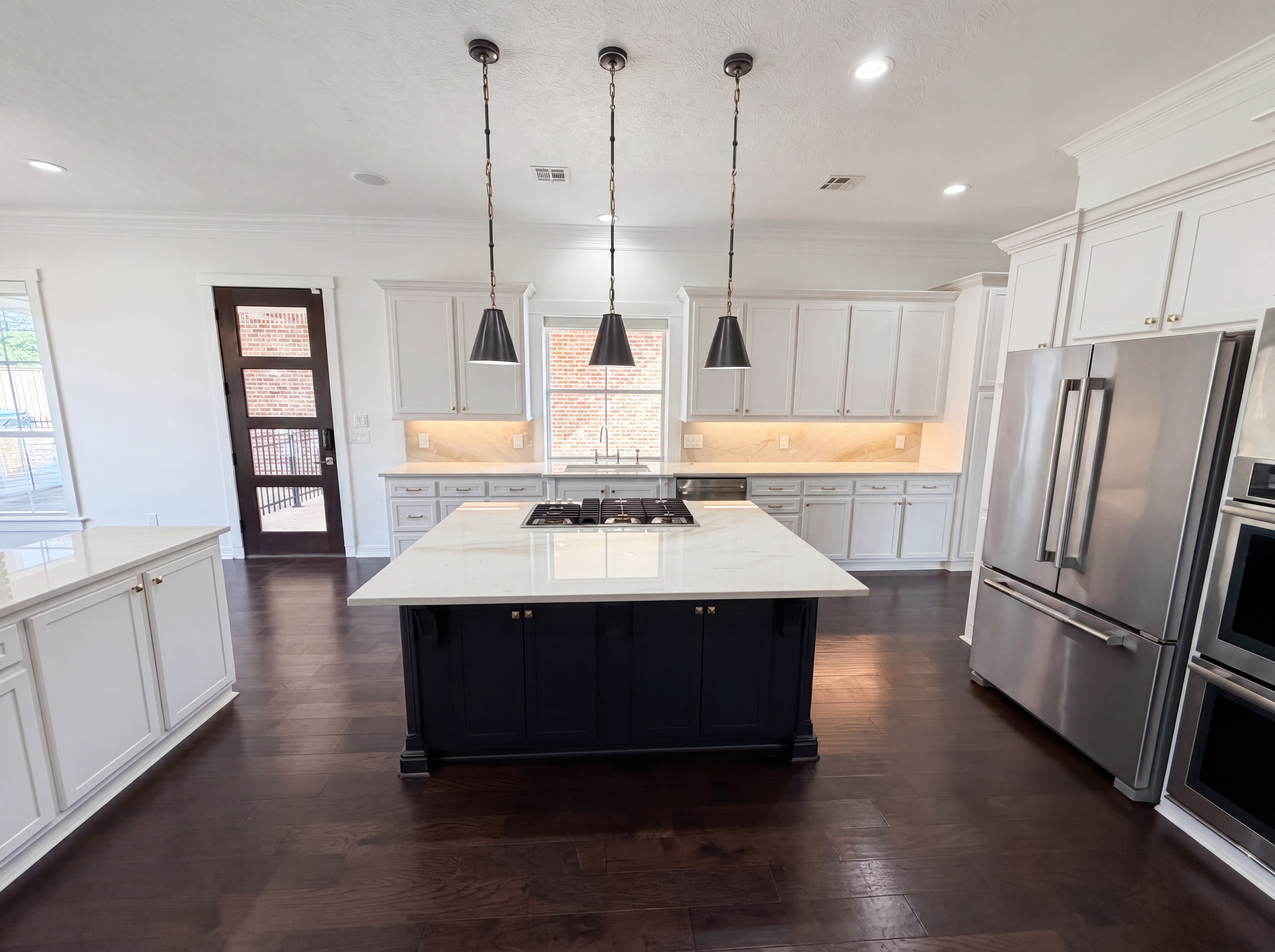 Photo 2 of 61 of 4385 Brownstone Dr, Beaumont, TX