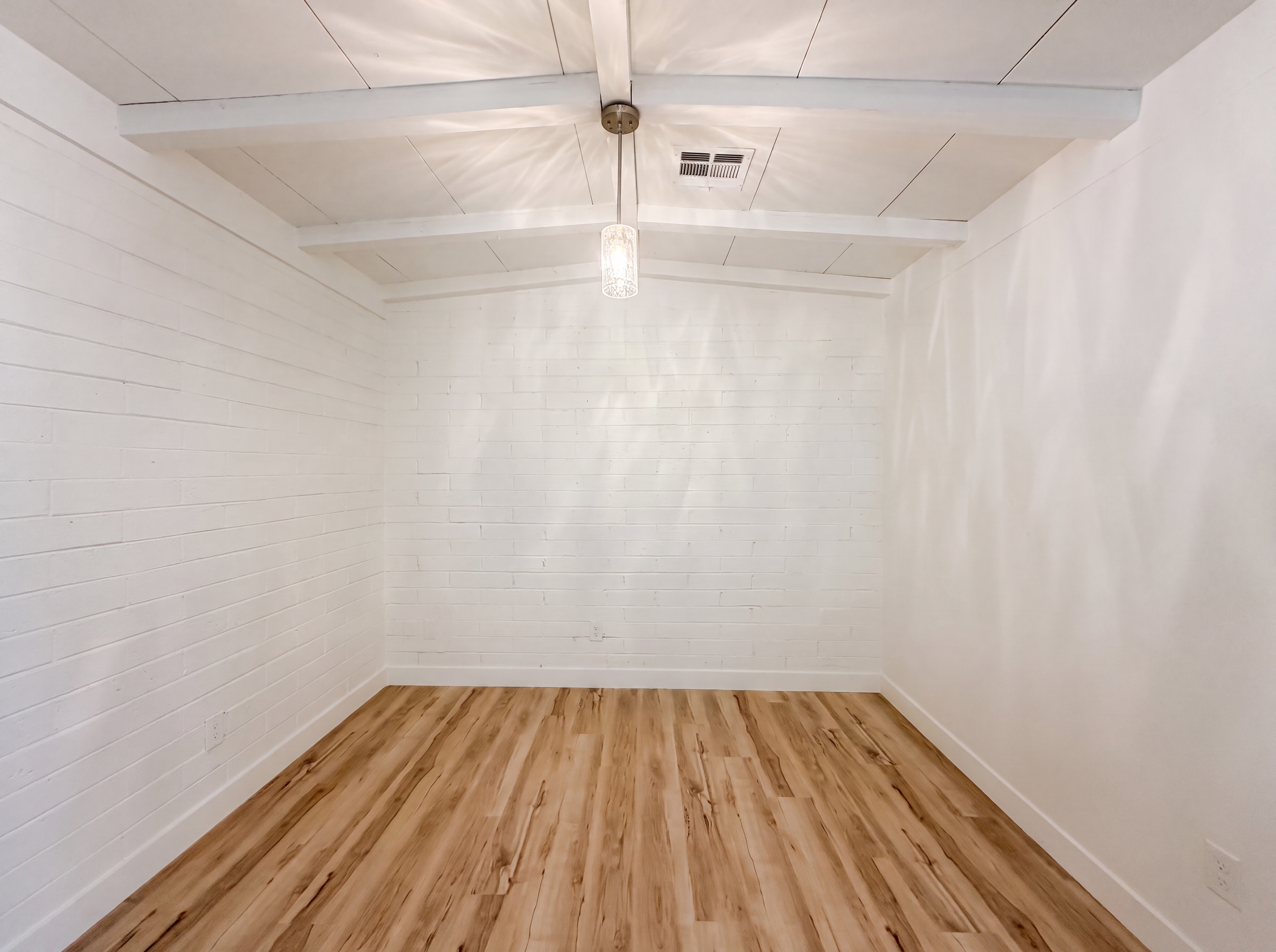 Photo 16 of 21 of 1507 W Wier Ave, Phoenix, AZ
