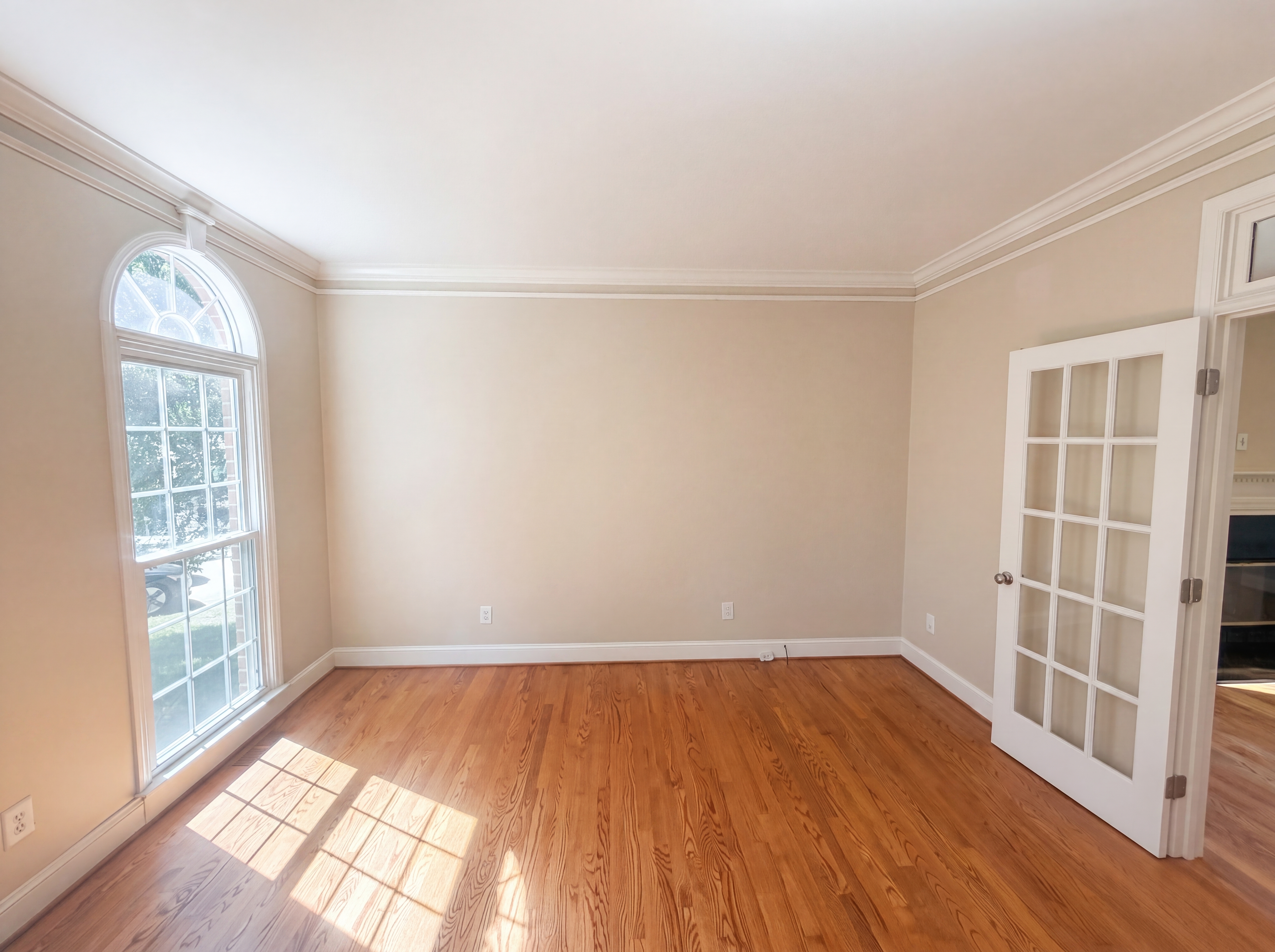Photo 14 of 38 of 5210 Flintrock Ct, Greensboro, NC
