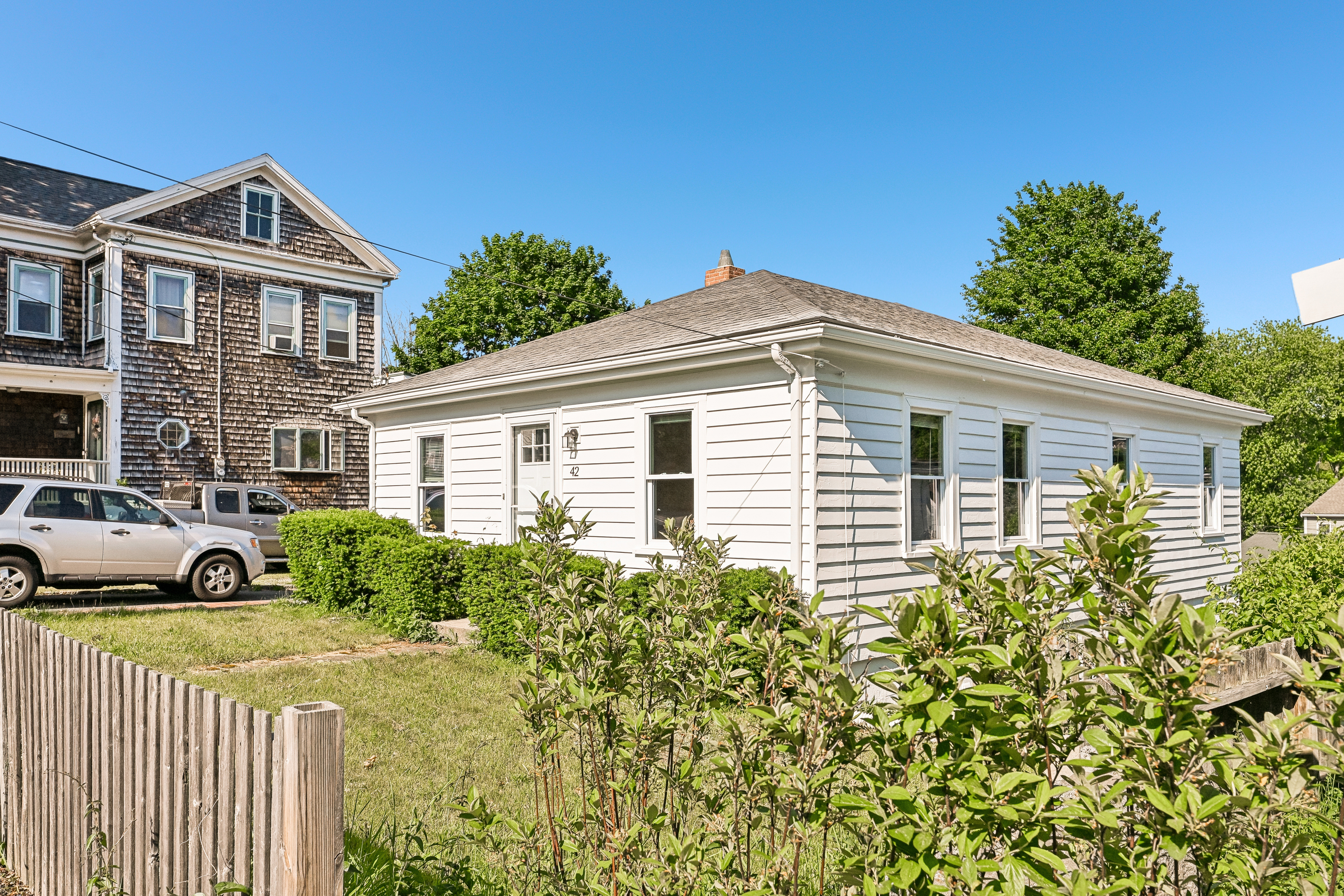 Photo 13 of 27 of 42 E Main St, Gloucester, MA