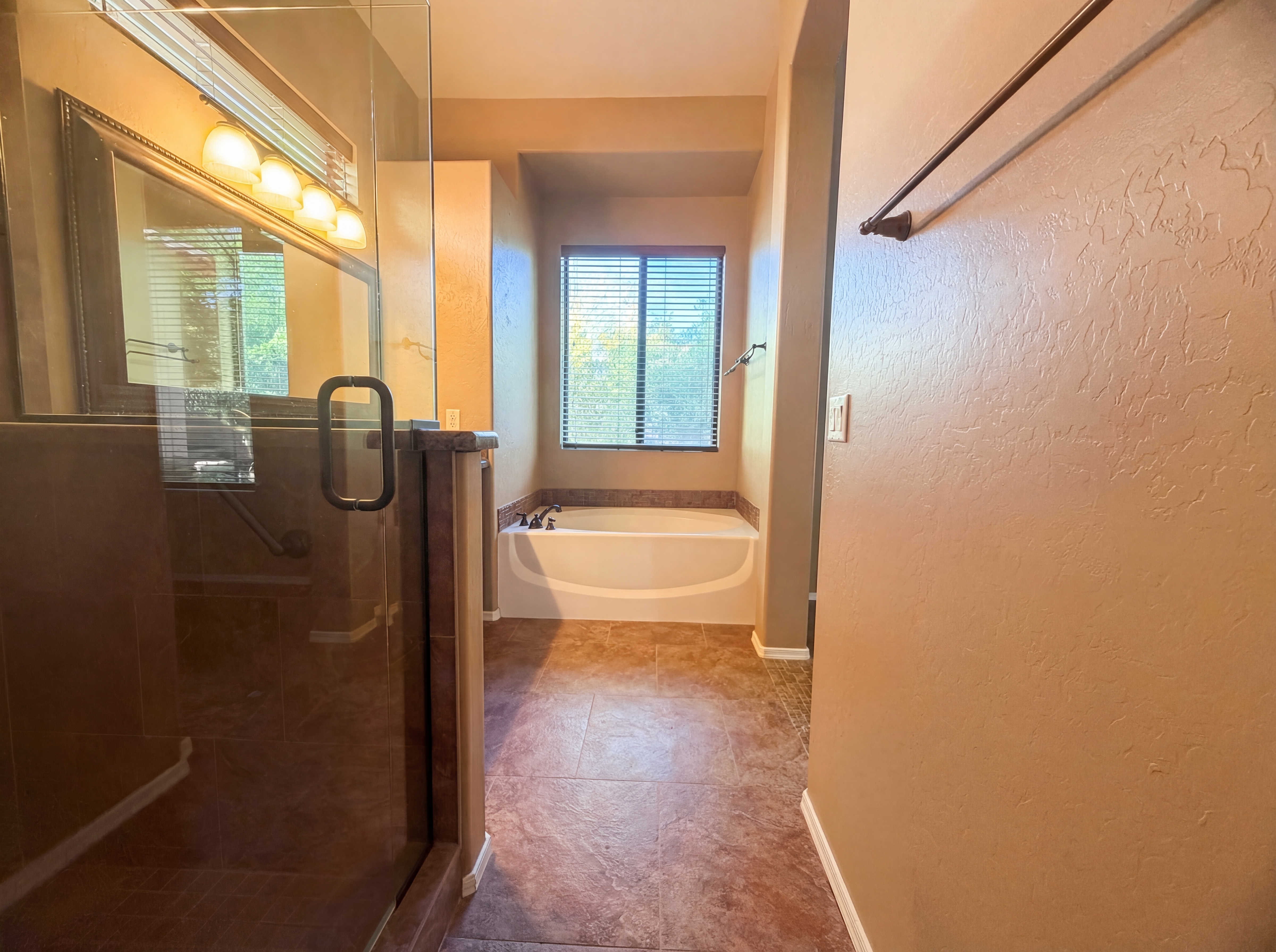Photo 10 of 18 of 6915 E Portia St, Mesa, AZ