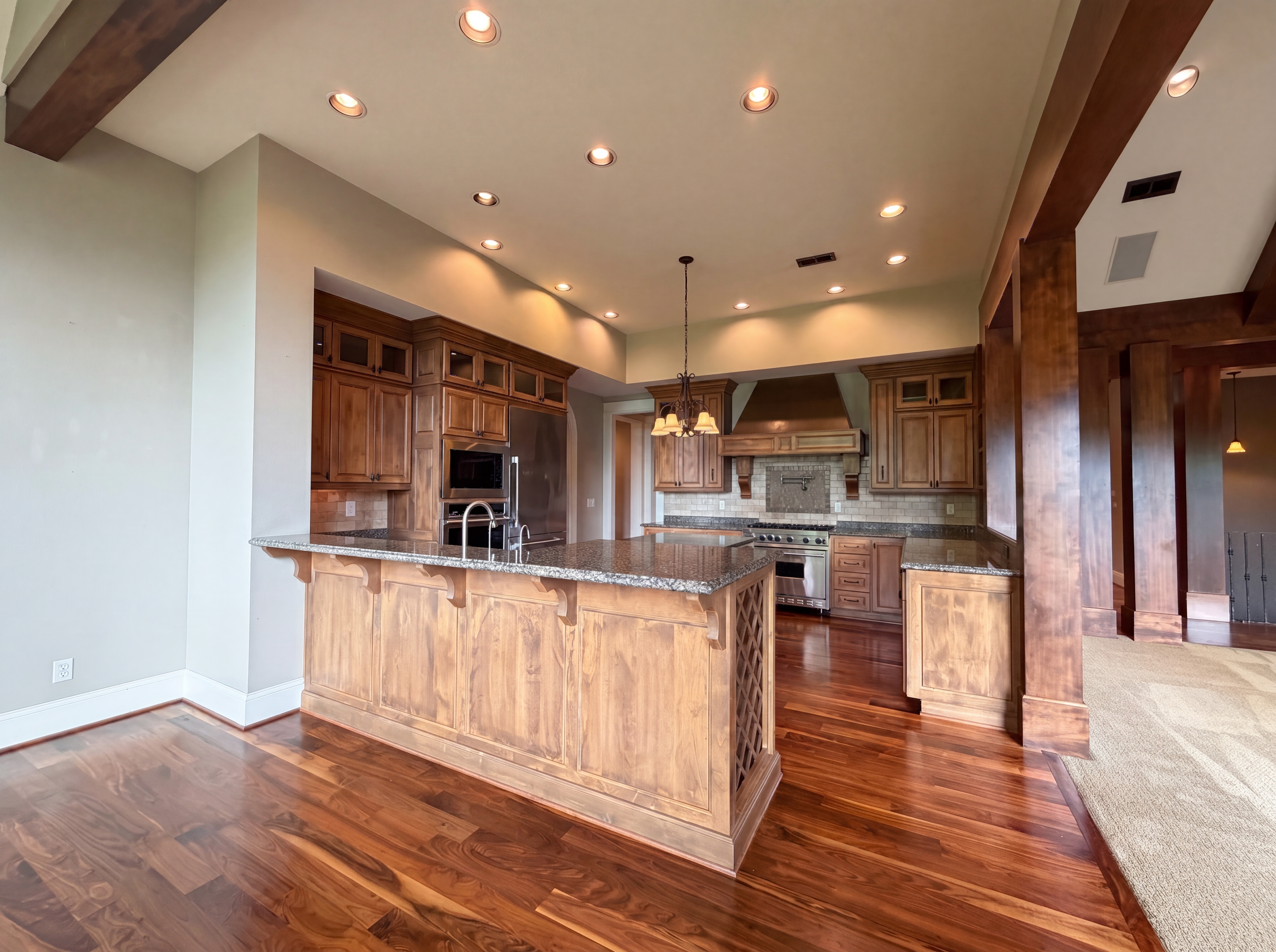 Photo 2 of 32 of 2835 NW Pinnacle Dr, Portland, OR