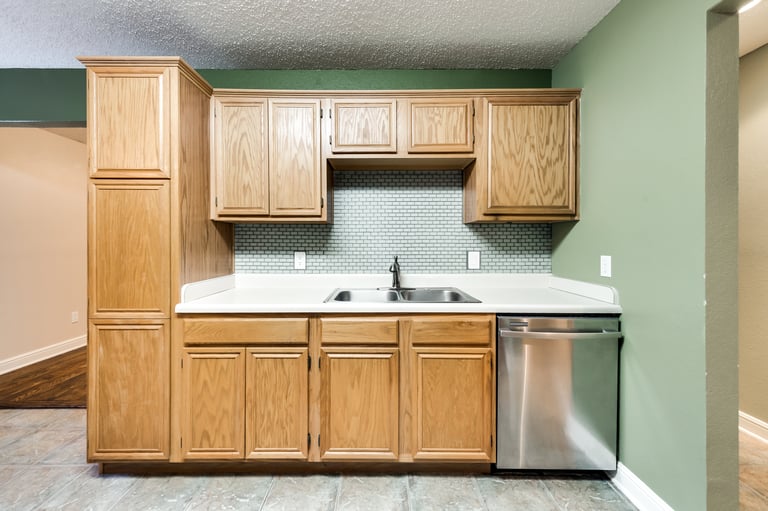 Photo 8 of 25 - 7502 Yorkmeadow Dr, Arlington, TX 76001