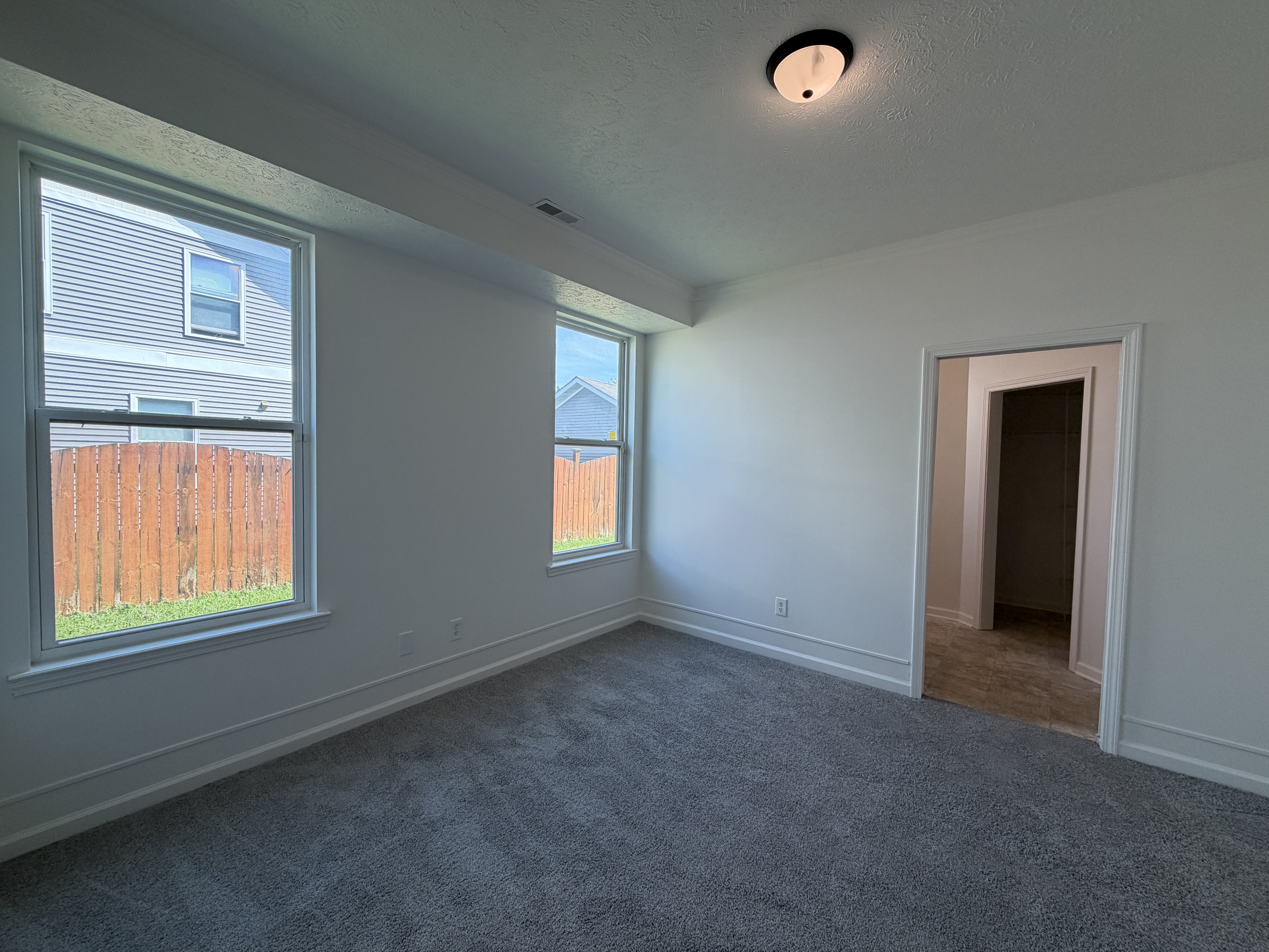 Photo 9 of 21 of 2913 Hervey St, Indianapolis, IN