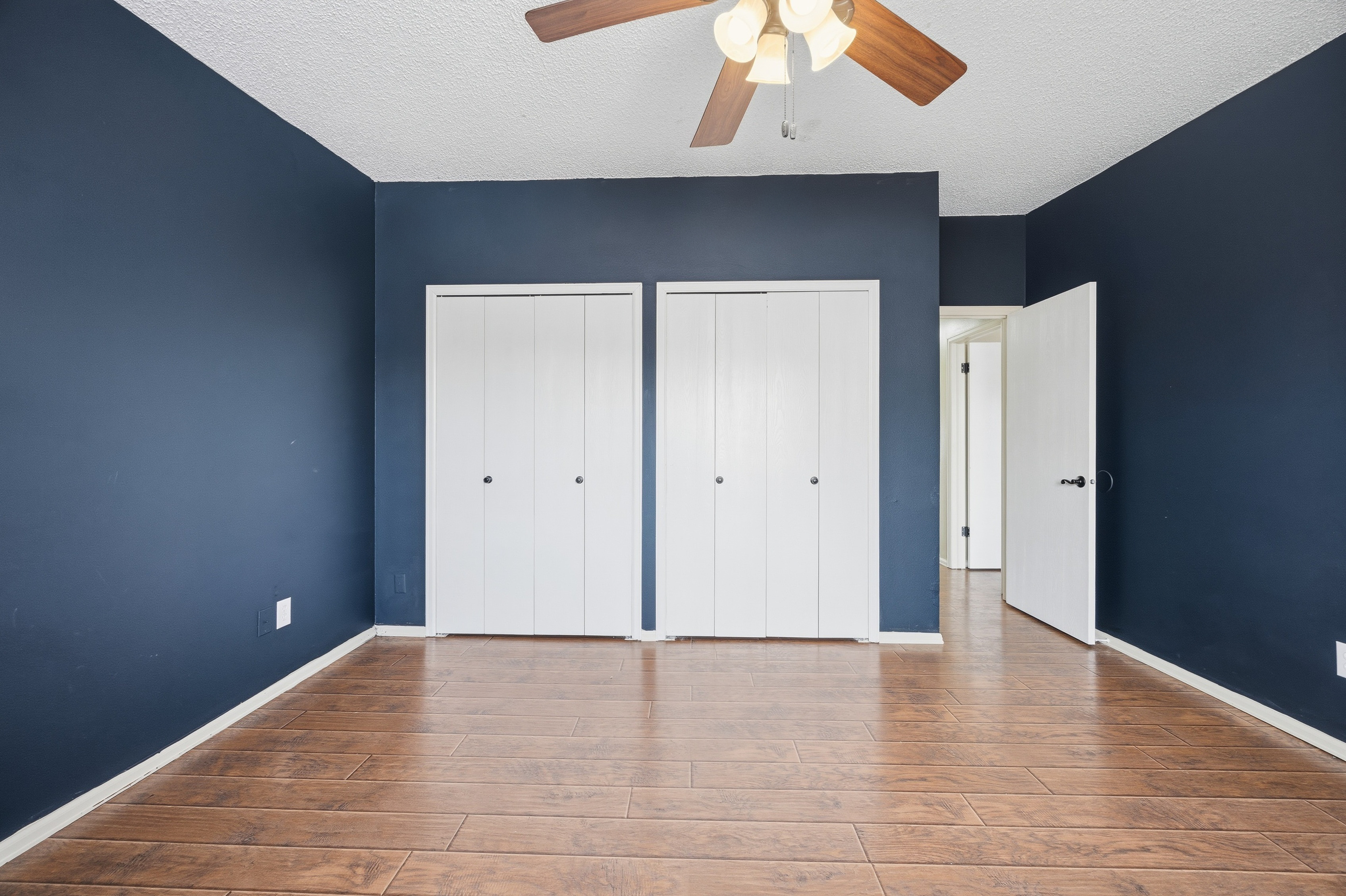 Photo 20 of 32 of 930 Fontmore Rd, Colorado Springs, CO