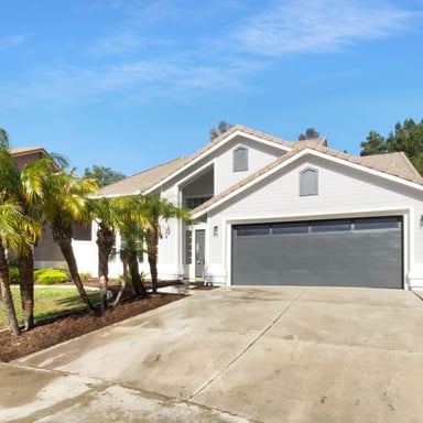 Property photo 1 of 3303 Deaver Dr