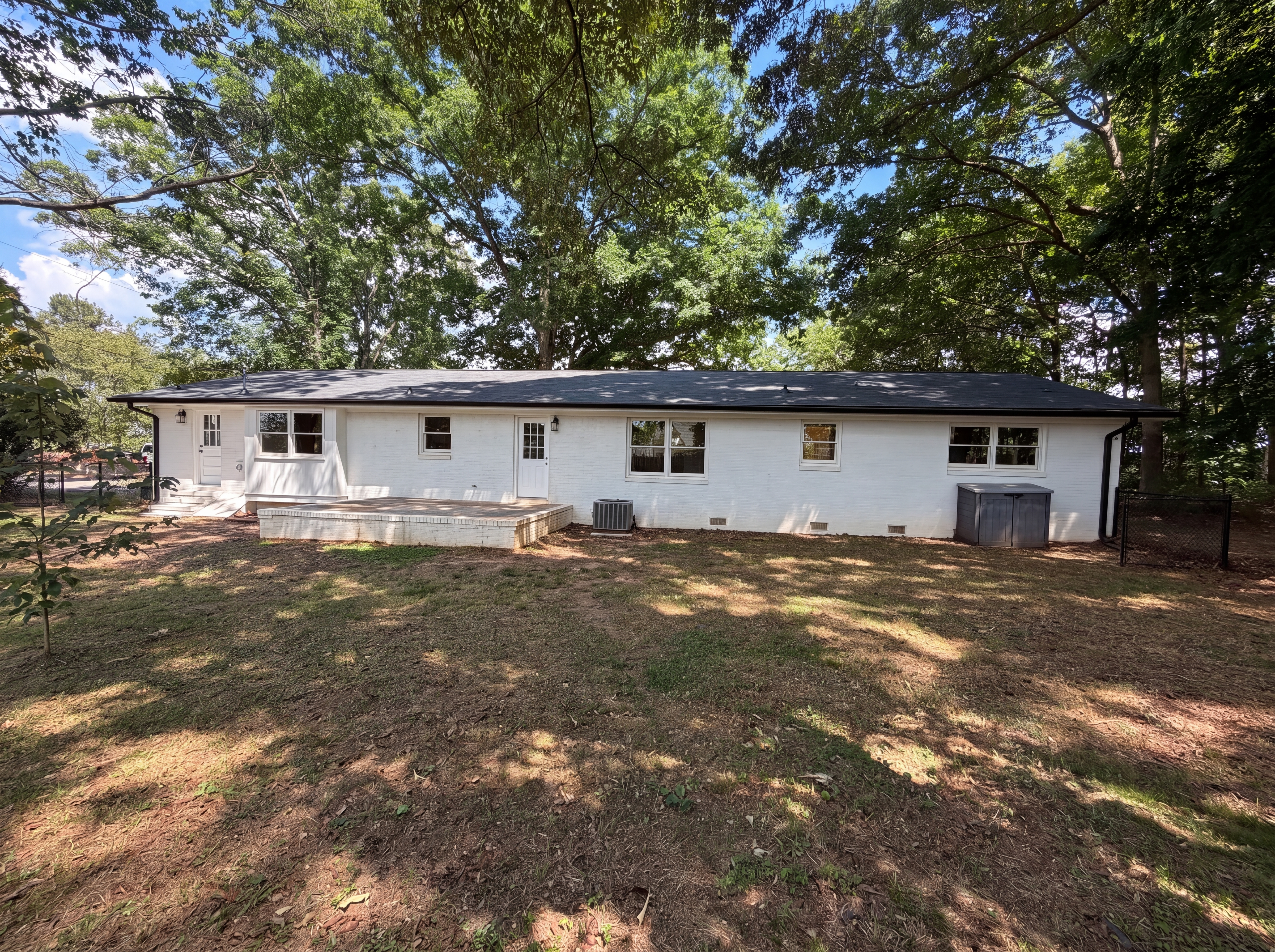 Photo 5 of 22 of 1017 Clacktown Rd, Winder, GA