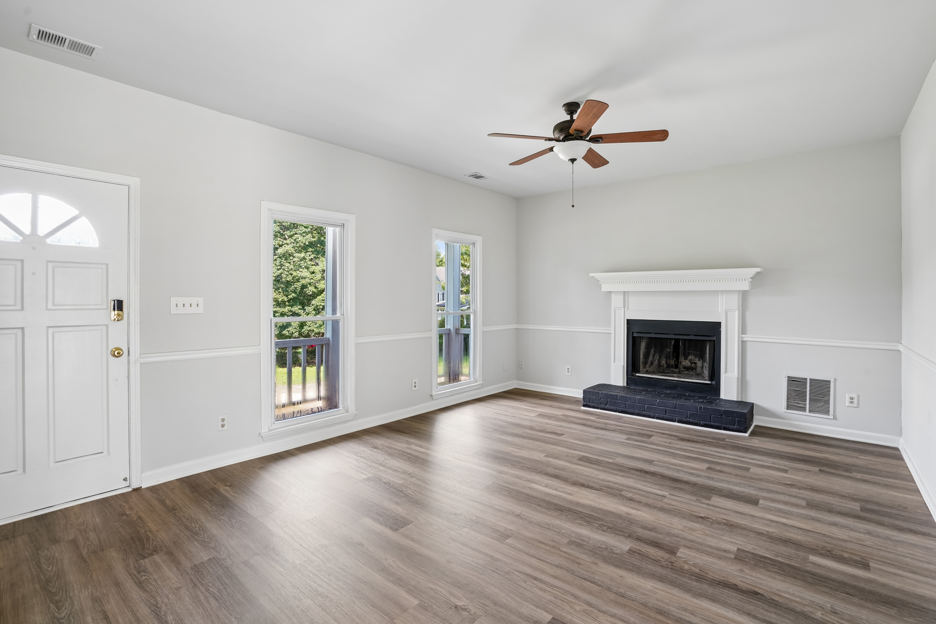 Photo 14 of 40 of 2 Sumer Ln S, Douglasville, GA
