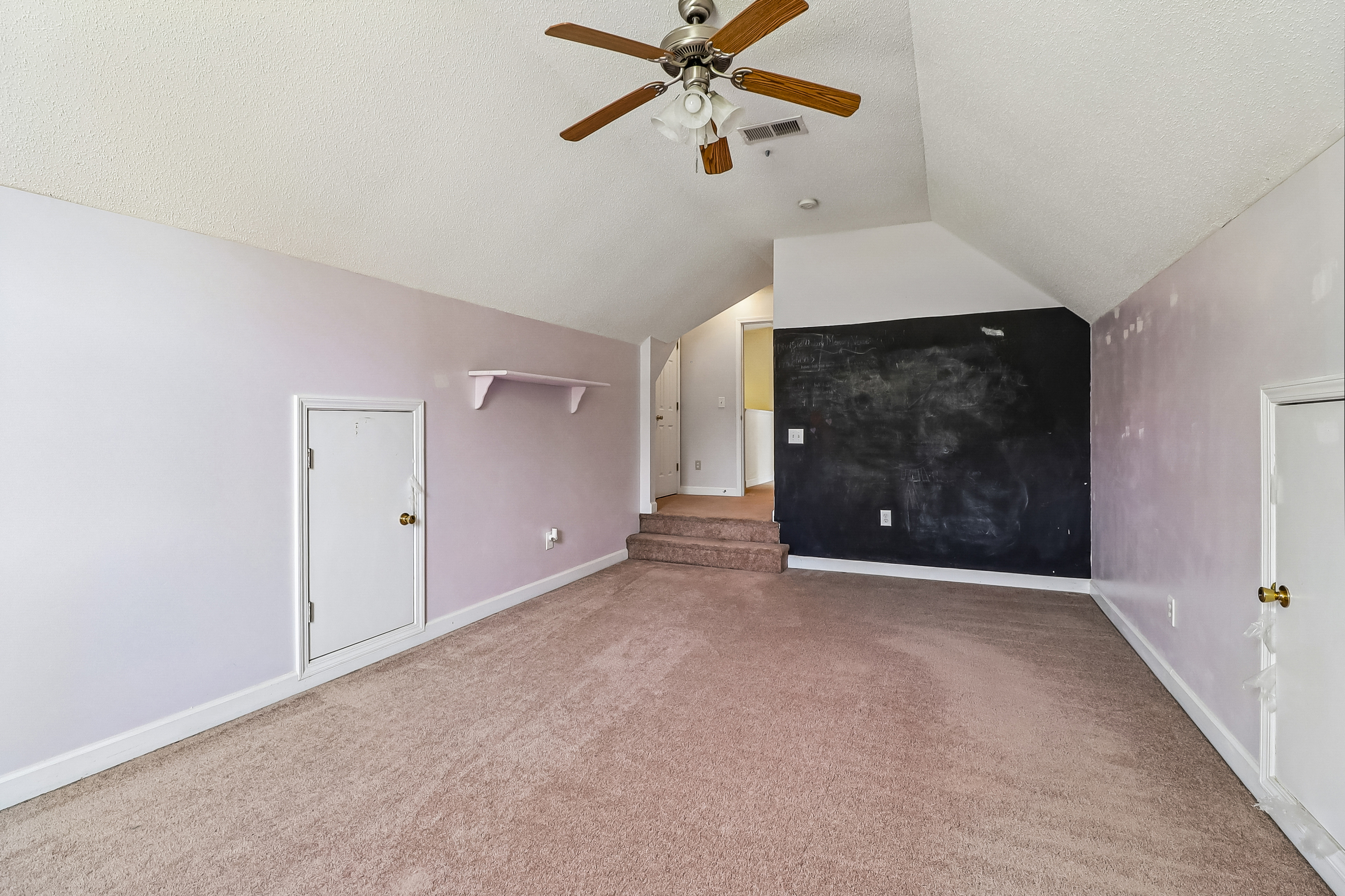 Photo 32 of 44 of 168 Hollow Tree Ct, Lugoff, SC