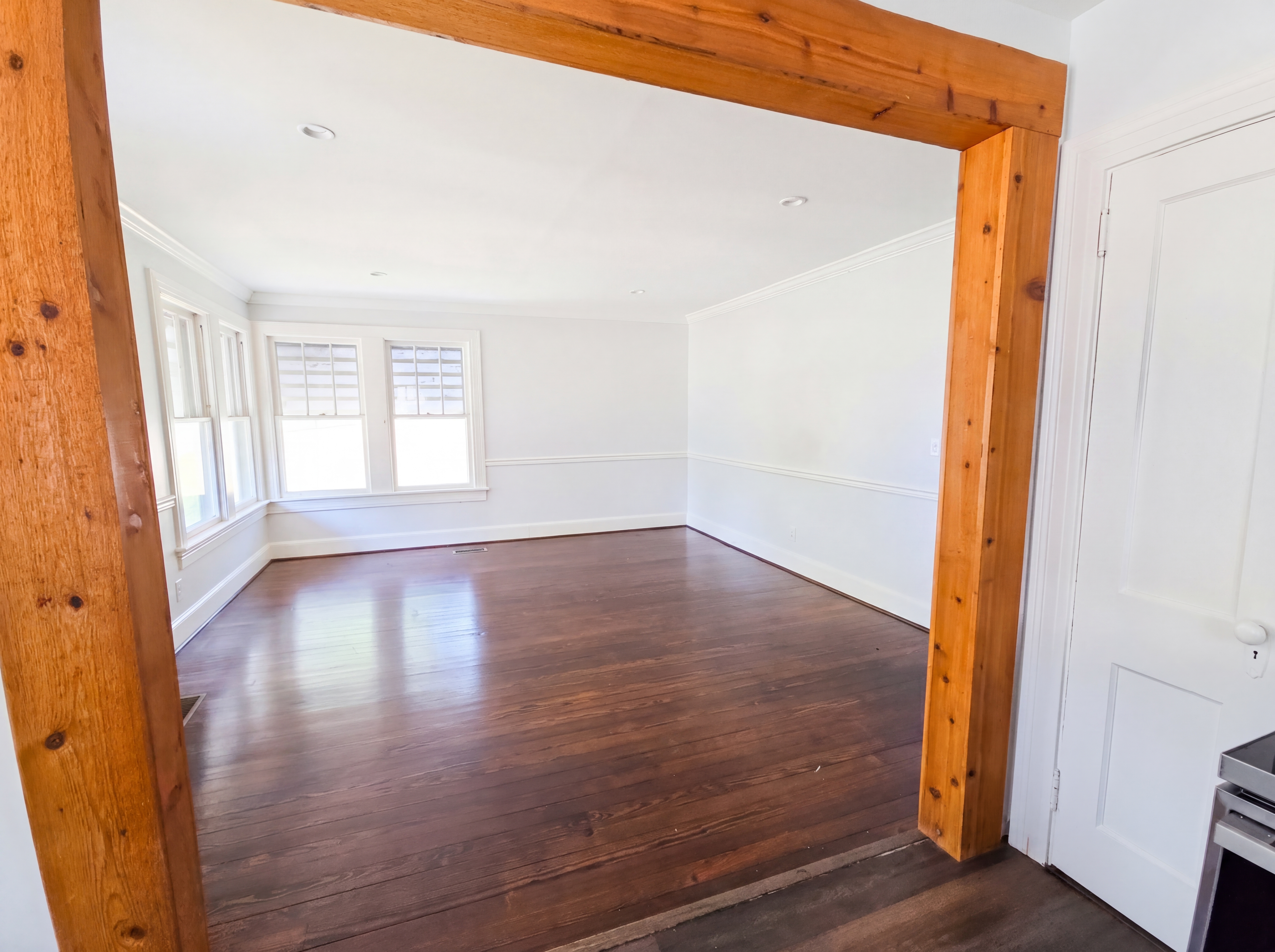 Photo 8 of 18 of 1401 E 9th St, Anniston, AL