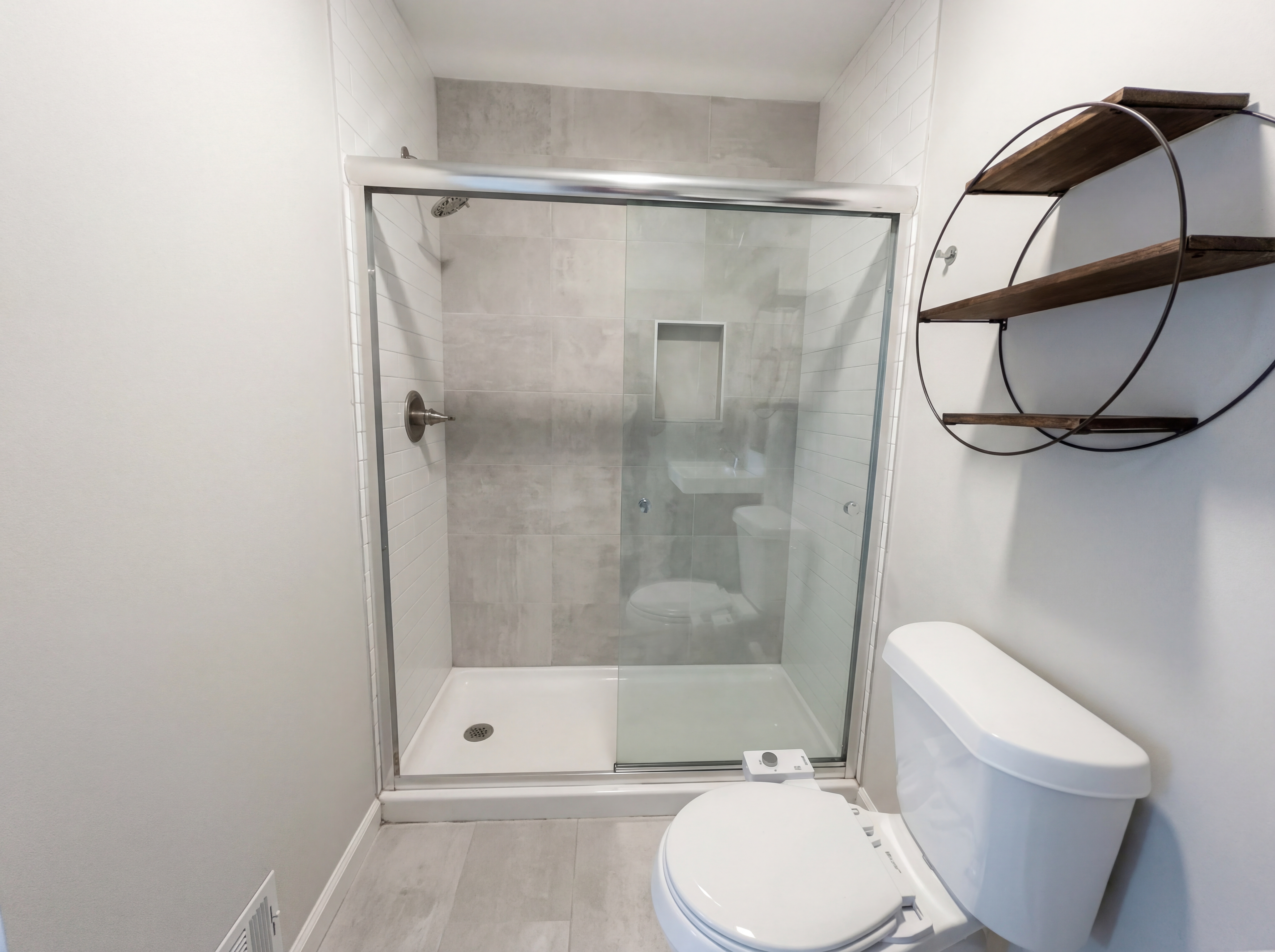 Photo 13 of 21 of 2797 Gresham Rd SE, Atlanta, GA