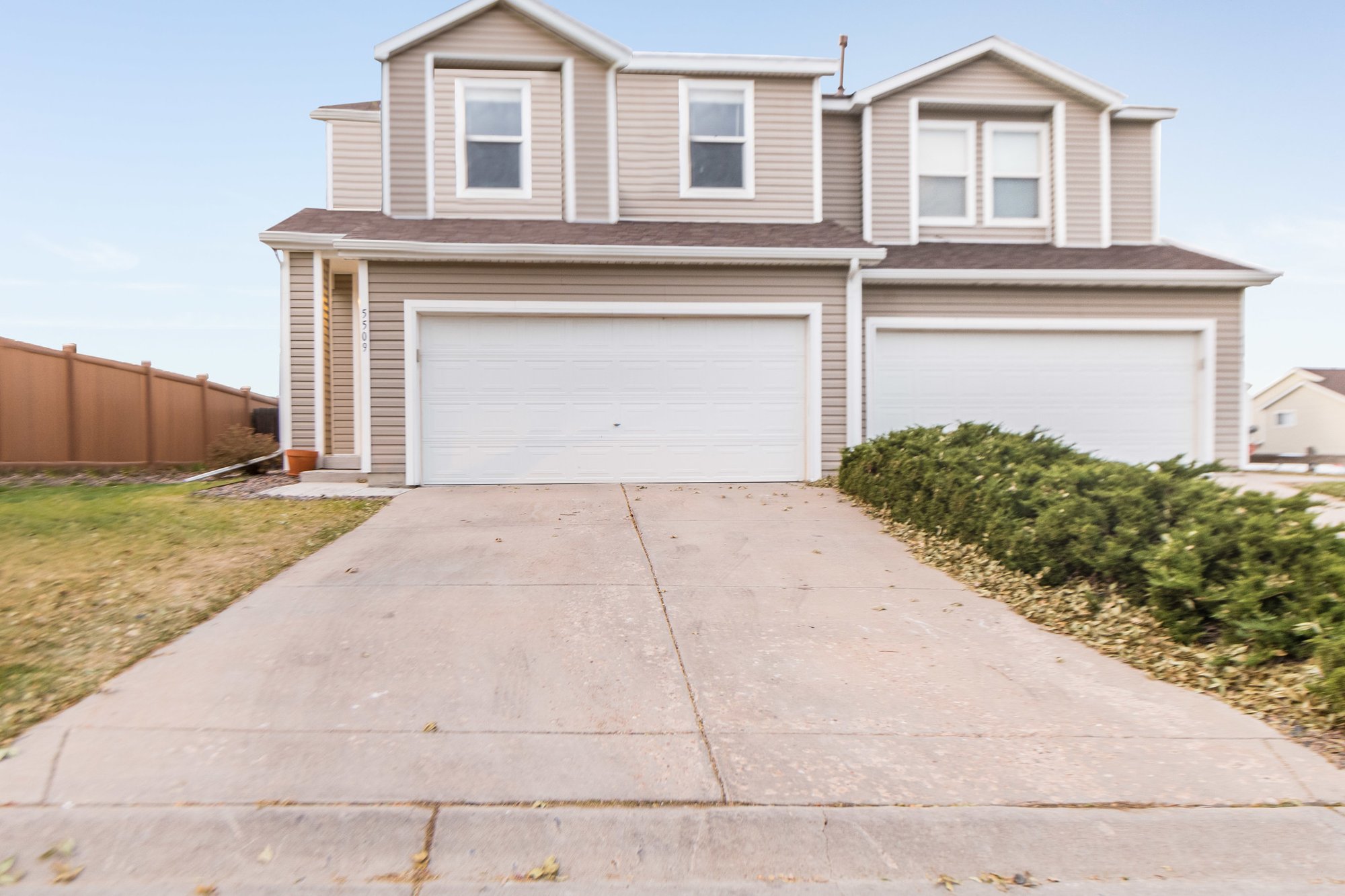 Photo 1 of 17 - 5509 S Quemoy Cir, Aurora, CO 80015