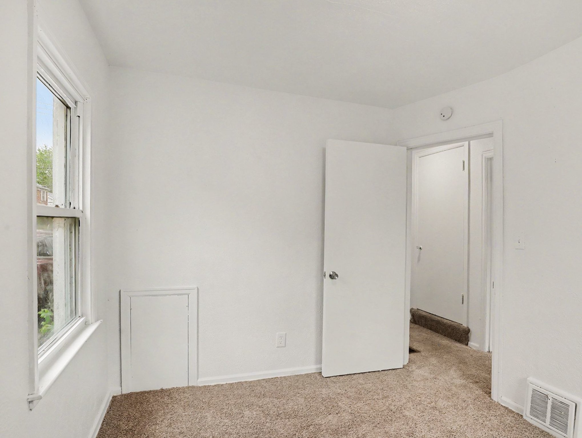 Photo 11 of 21 of 3439 Rushland Ave, Toledo, OH