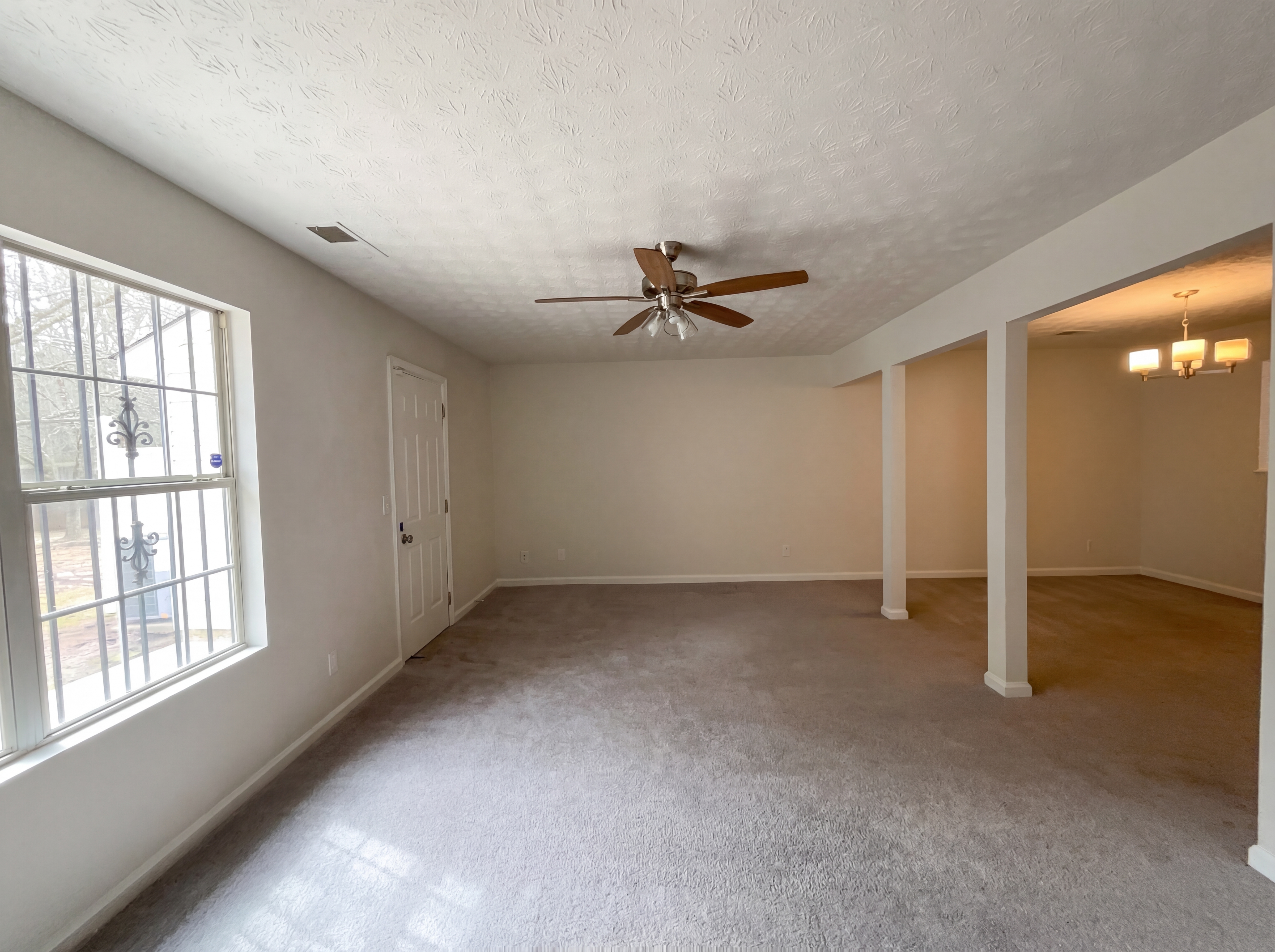 Photo 11 of 18 of 3794 Waldrop Ln, Decatur, GA