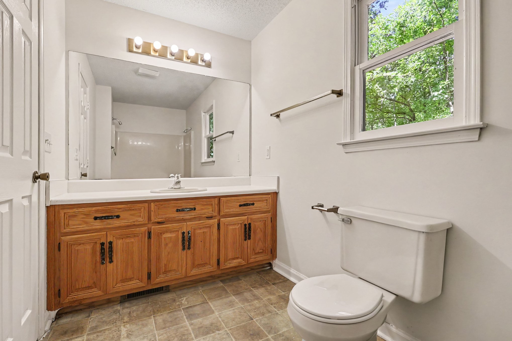 Photo 6 of 18 of 241 Moss Cove Rd, Blairsville, GA