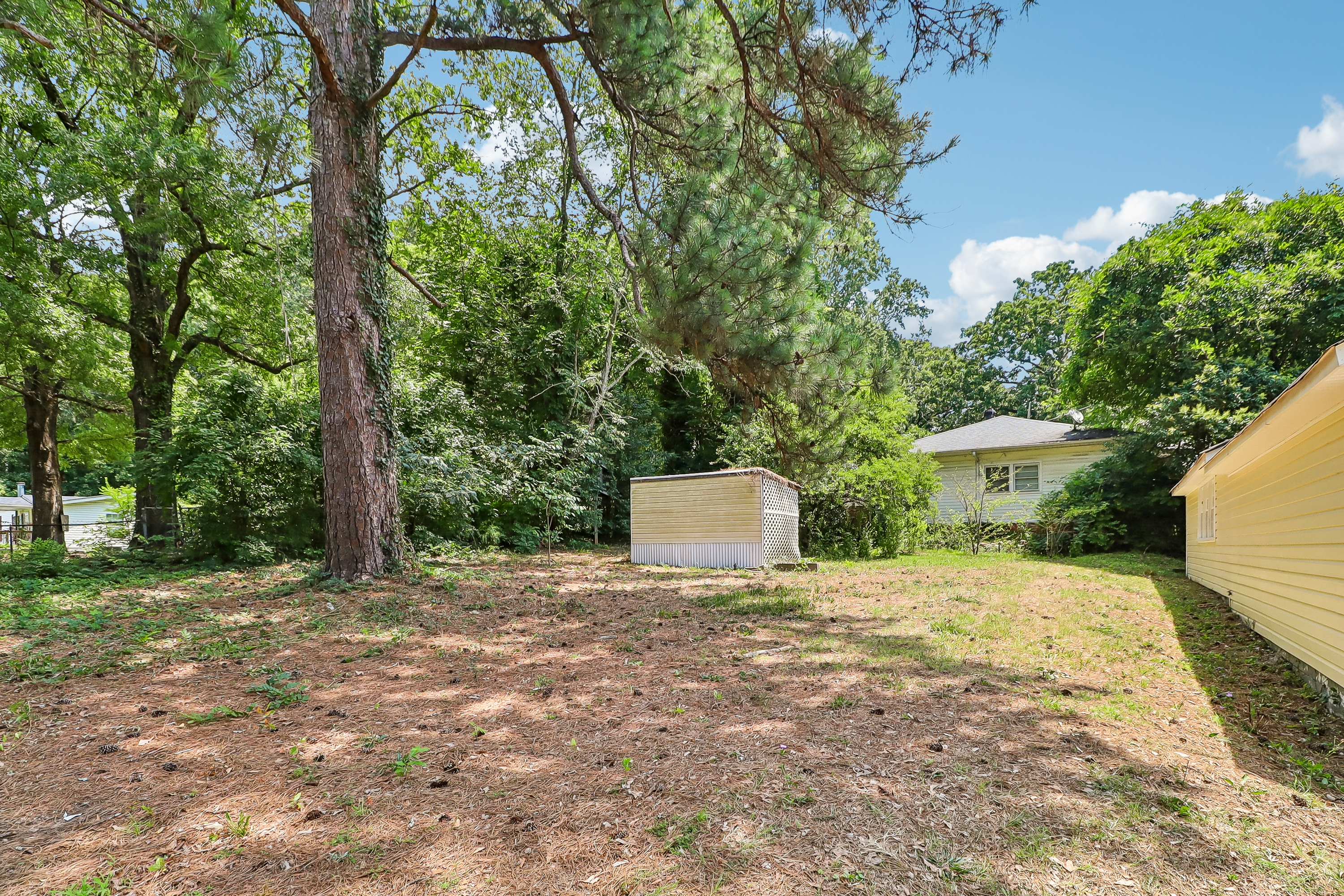 Photo 13 of 27 of 130 Lancaster St, Chester, SC