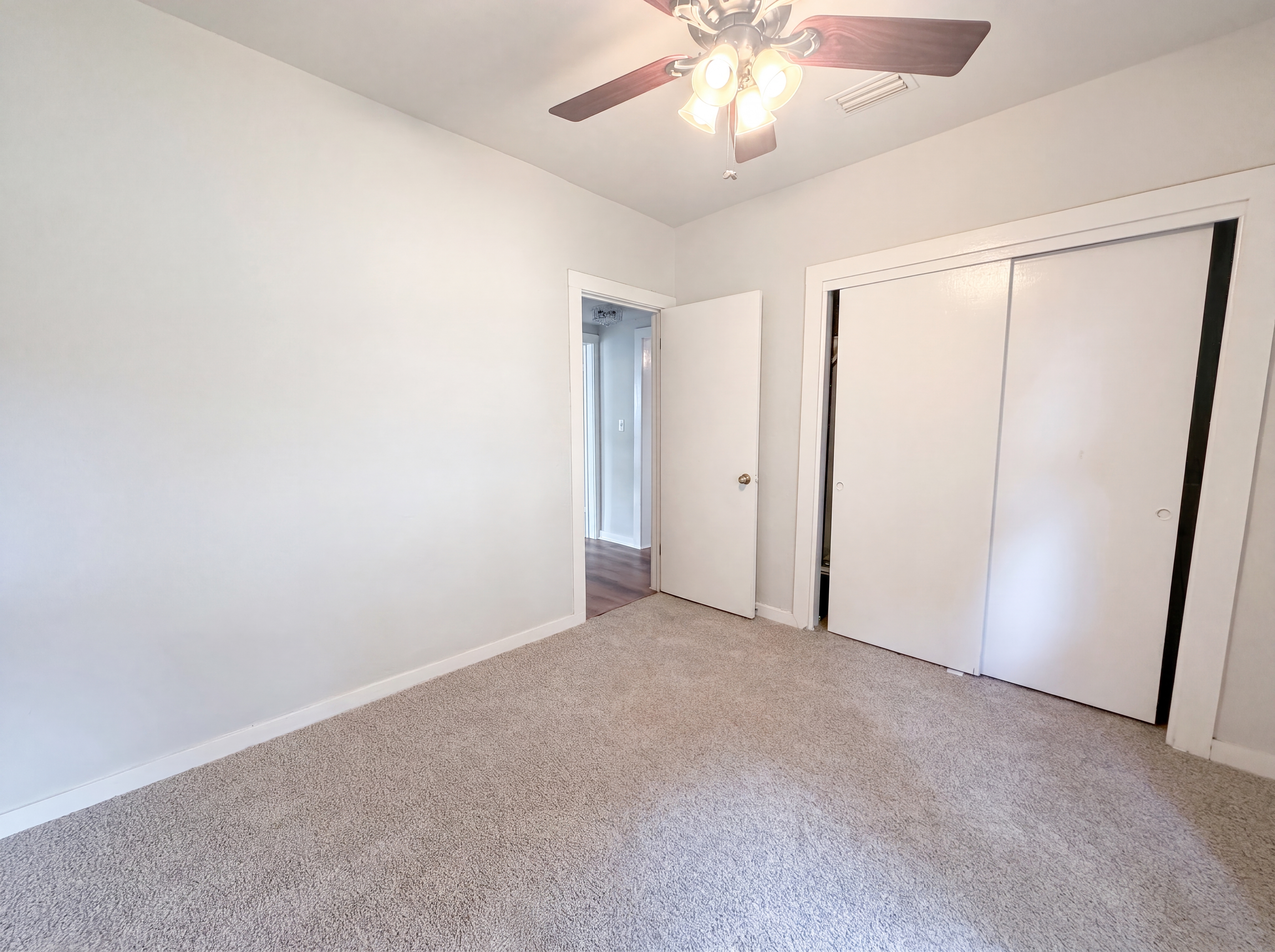 Photo 11 of 17 of 642 Gardiner St, Starke, FL