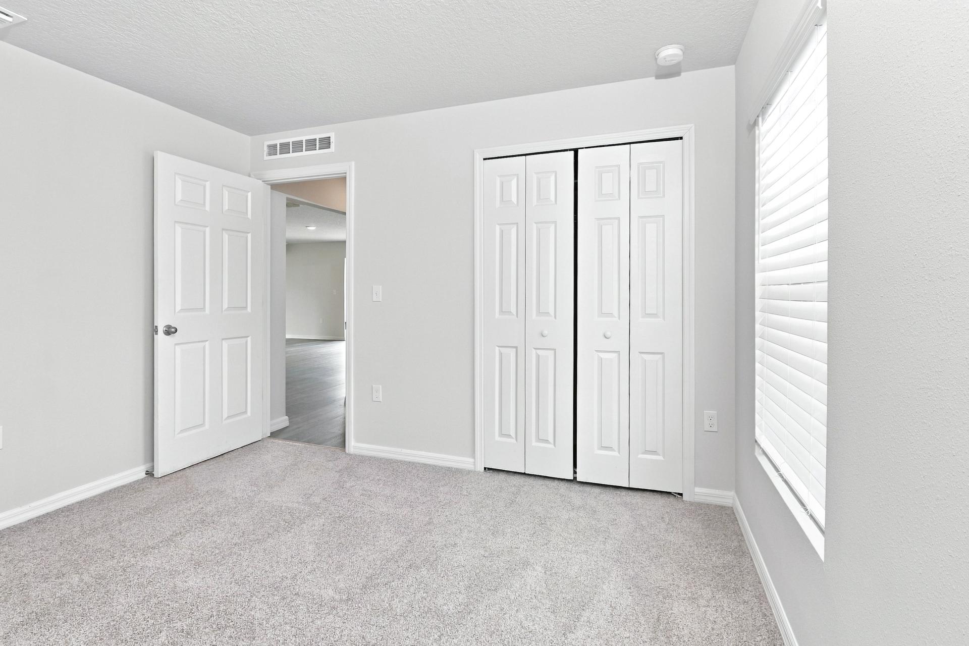 Photo 11 of 23 of 2462 SE Watercrest St, Port Saint Lucie, FL