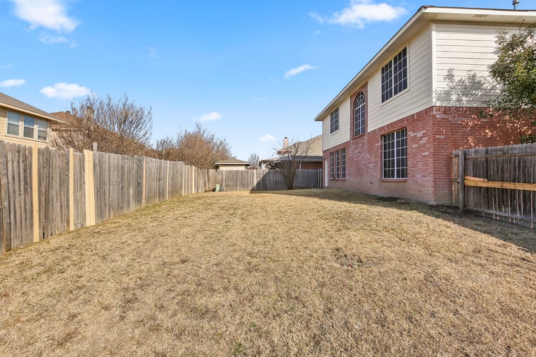Photo 32 of 32 - 3553 Sedona Dr, Grand Prairie, TX 75052