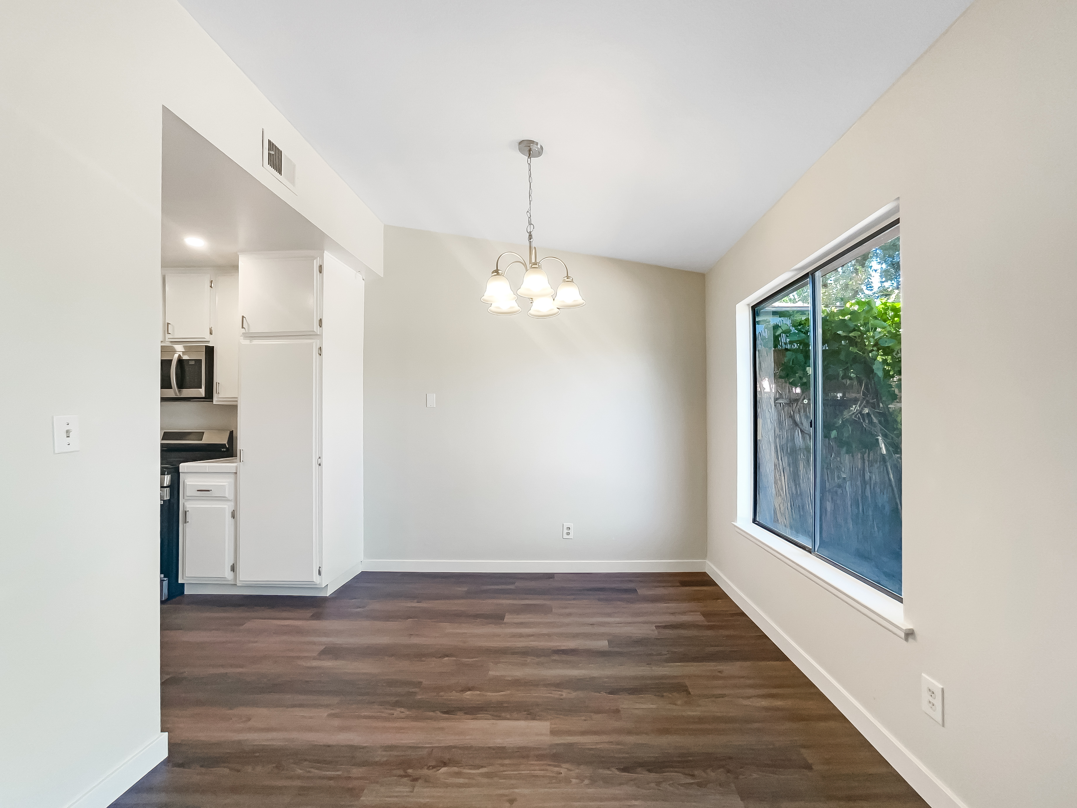 Photo 16 of 23 of 25922 Palomita Dr, Santa Clarita, CA