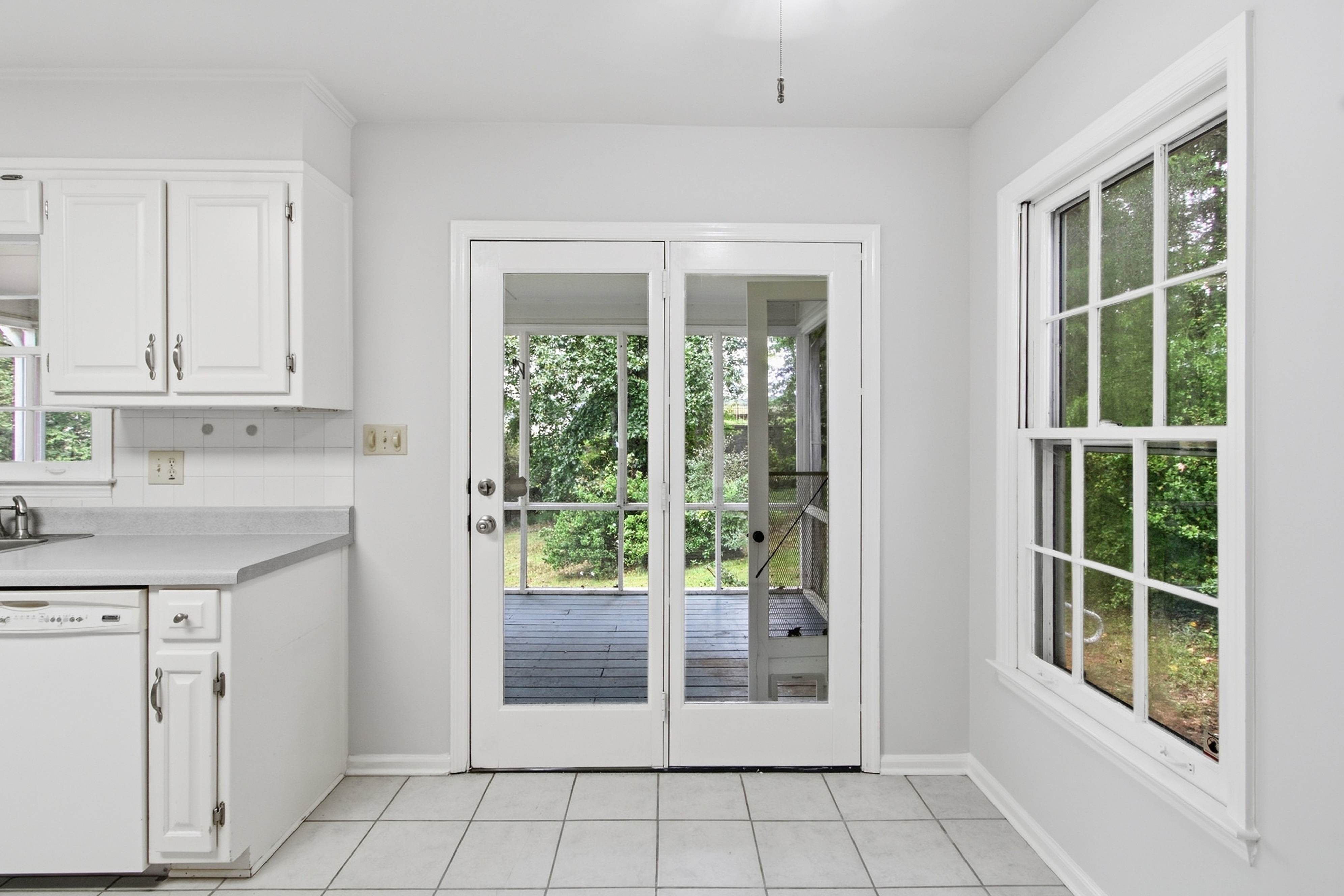 Photo 10 of 33 of 434 Indian Lake Ct, Hiram, GA