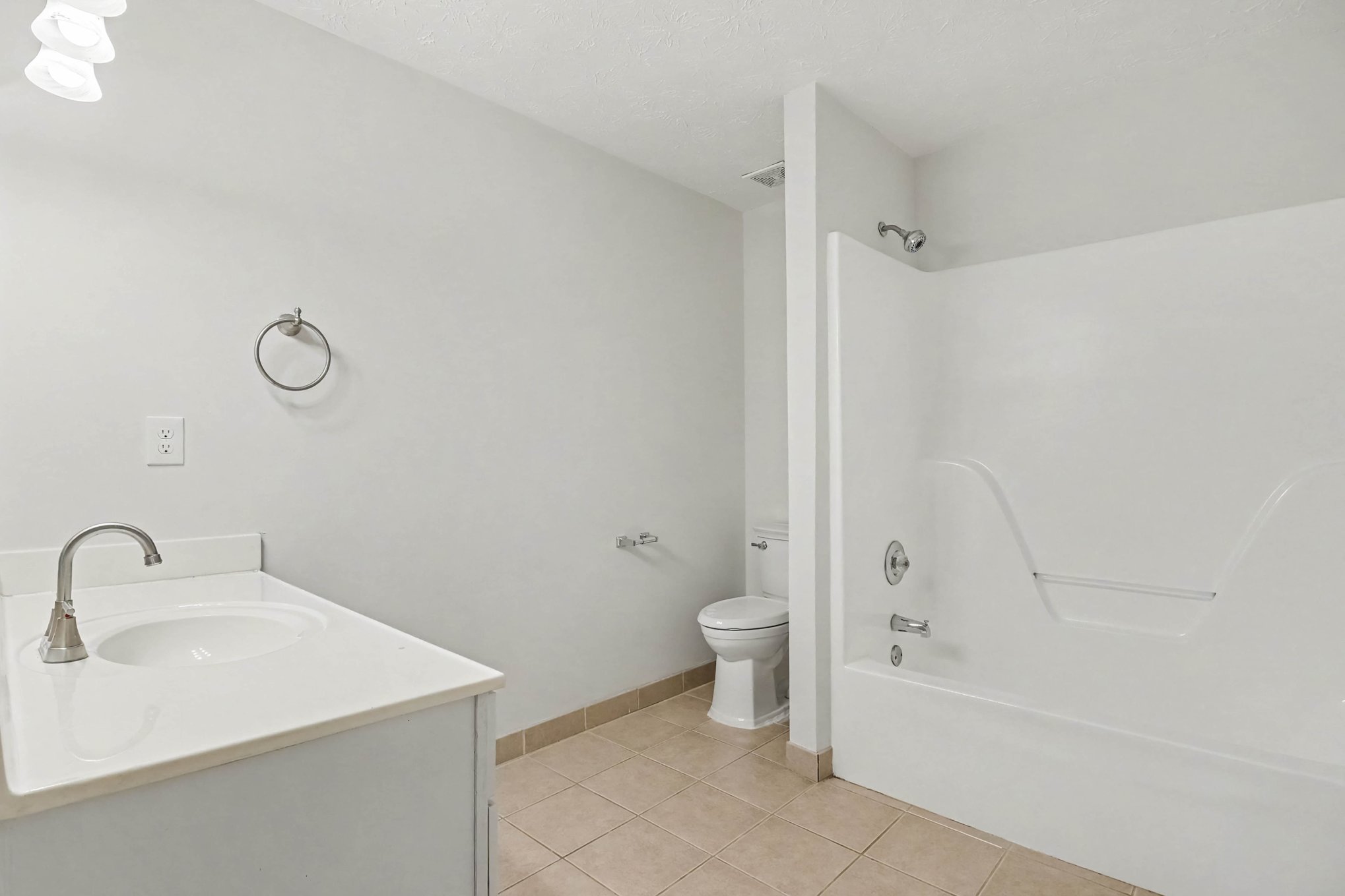 Photo 18 of 38 of 2859 Savannah Walk Ln, Suwanee, GA