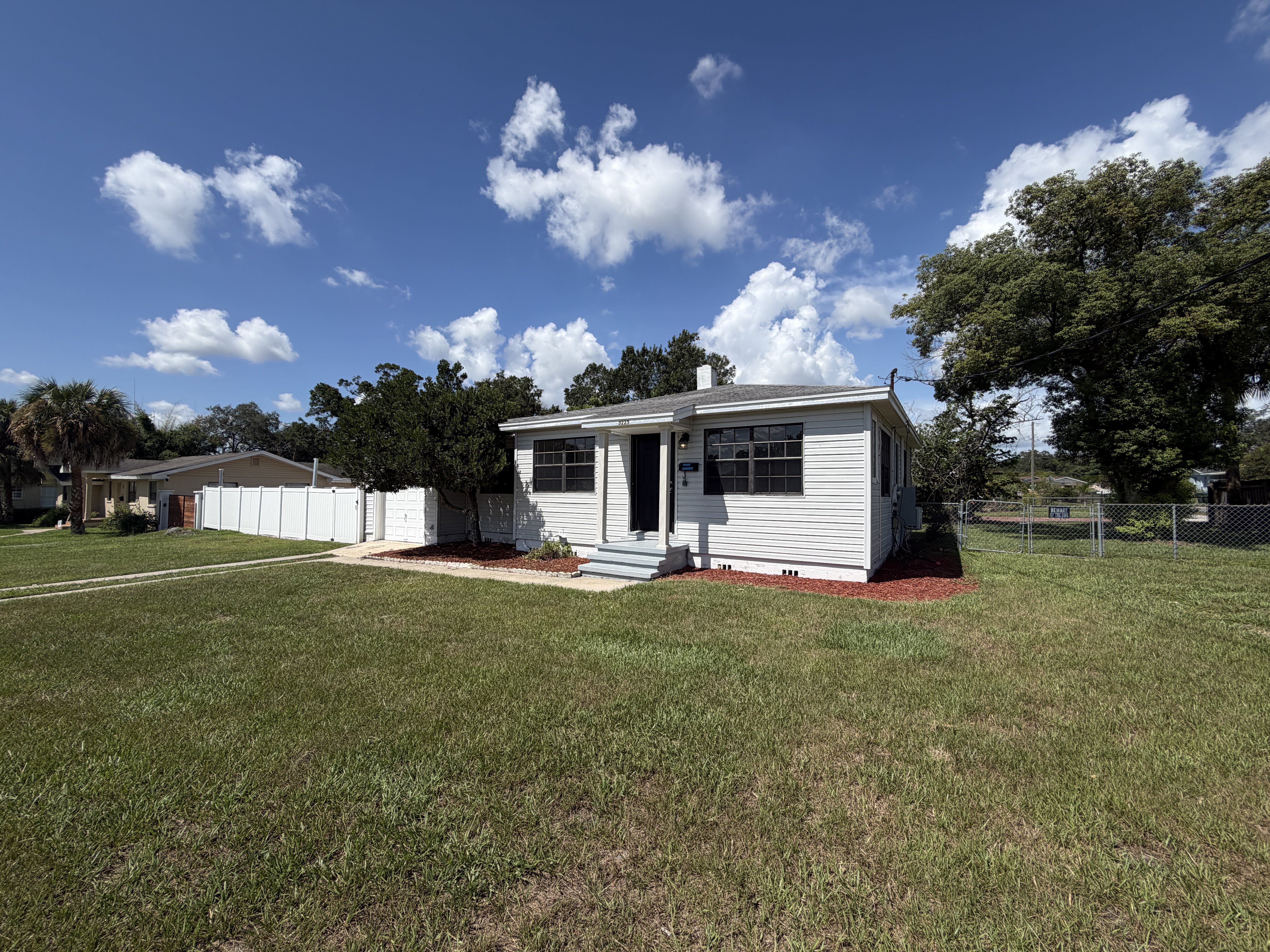 Photo 16 of 19 of 3225 Cleveland Heights Blvd, Lakeland, FL