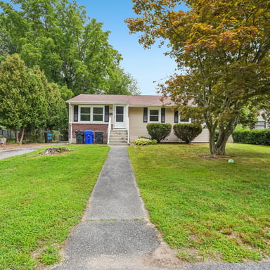 Property photo 1 of 9 Atlantic Ave