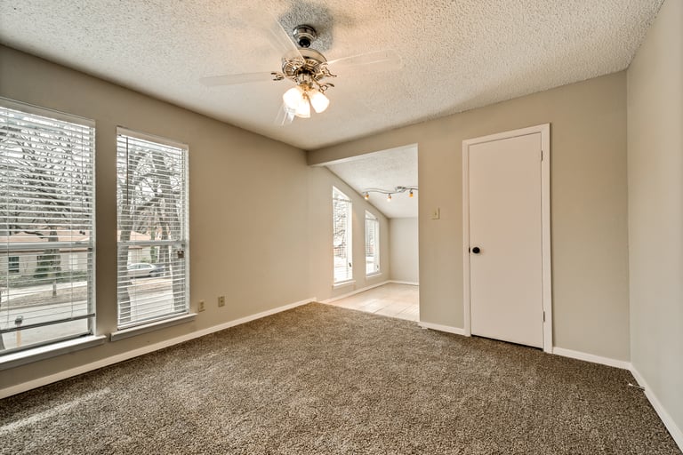 Photo 22 of 28 - 2946 Columbine Dr, Grapevine, TX 76051