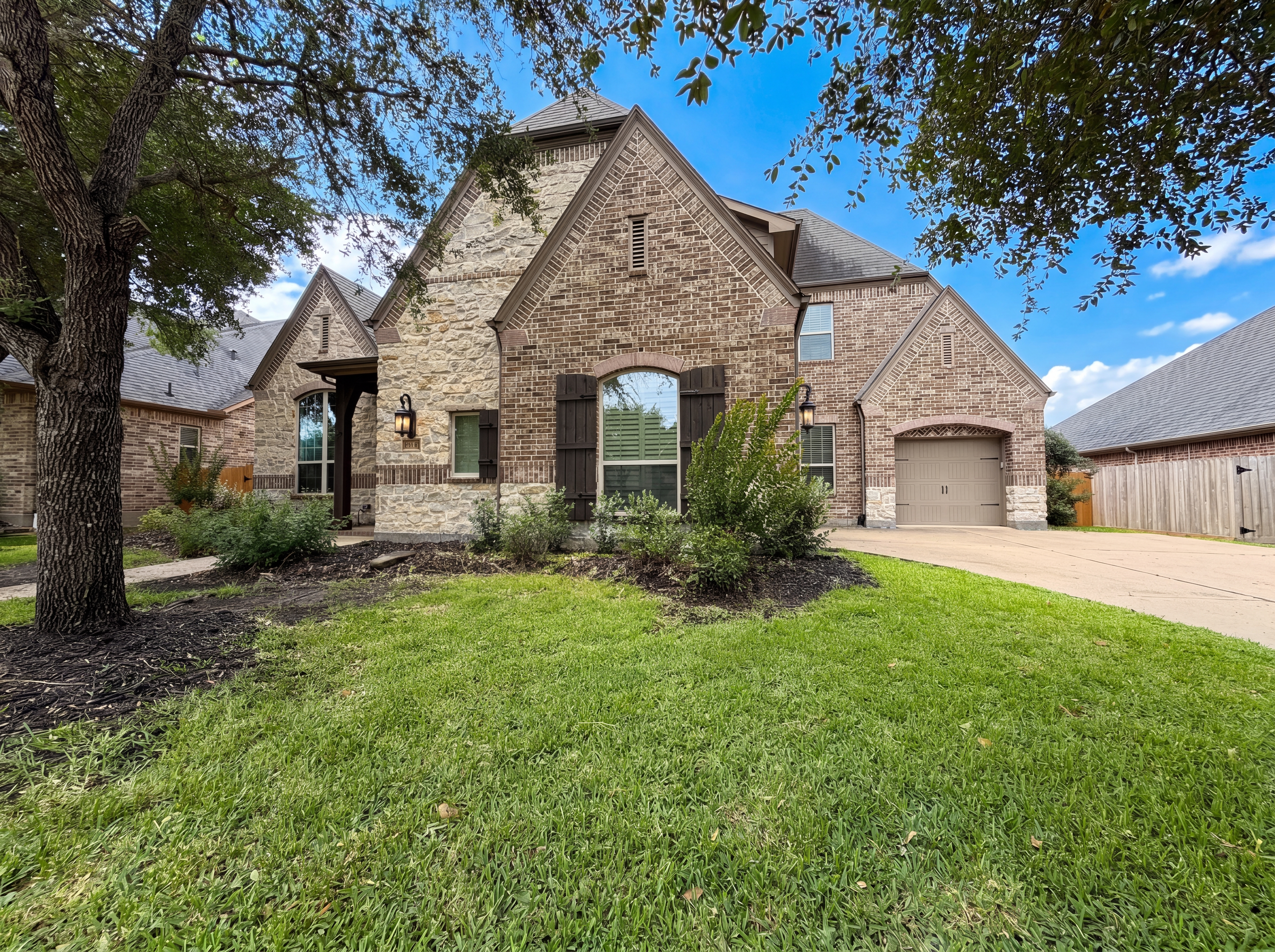 Photo 26 of 29 of 27911 Warren Park Dr, Katy, TX
