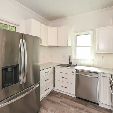 Property photo 2 of 834 N 23rd St