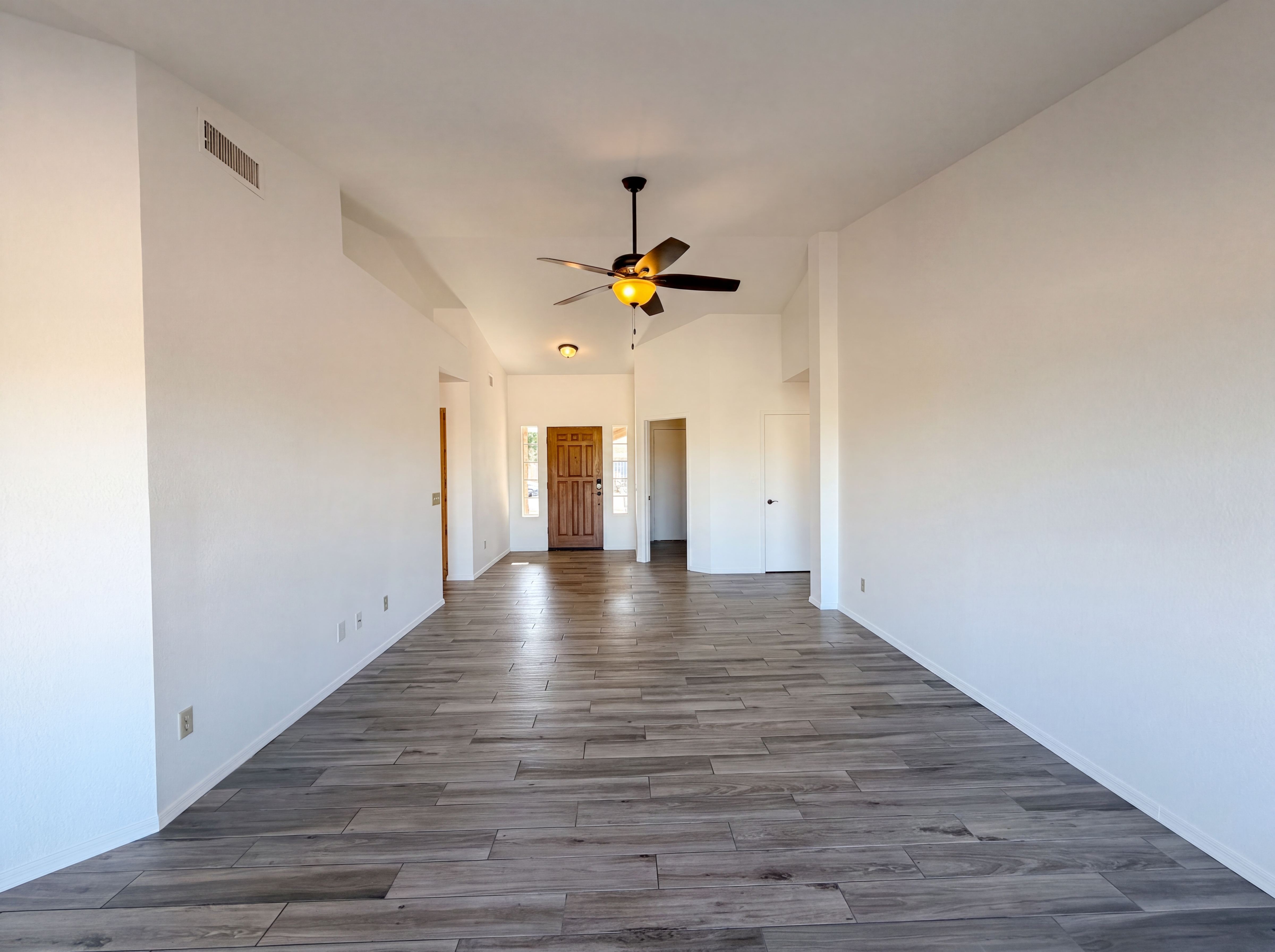 Photo 7 of 20 of 23626 N 45th Ave, Glendale, AZ