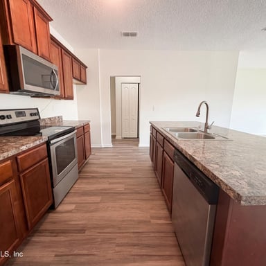 Property photo 2 of 8592 Dylan Michael Dr