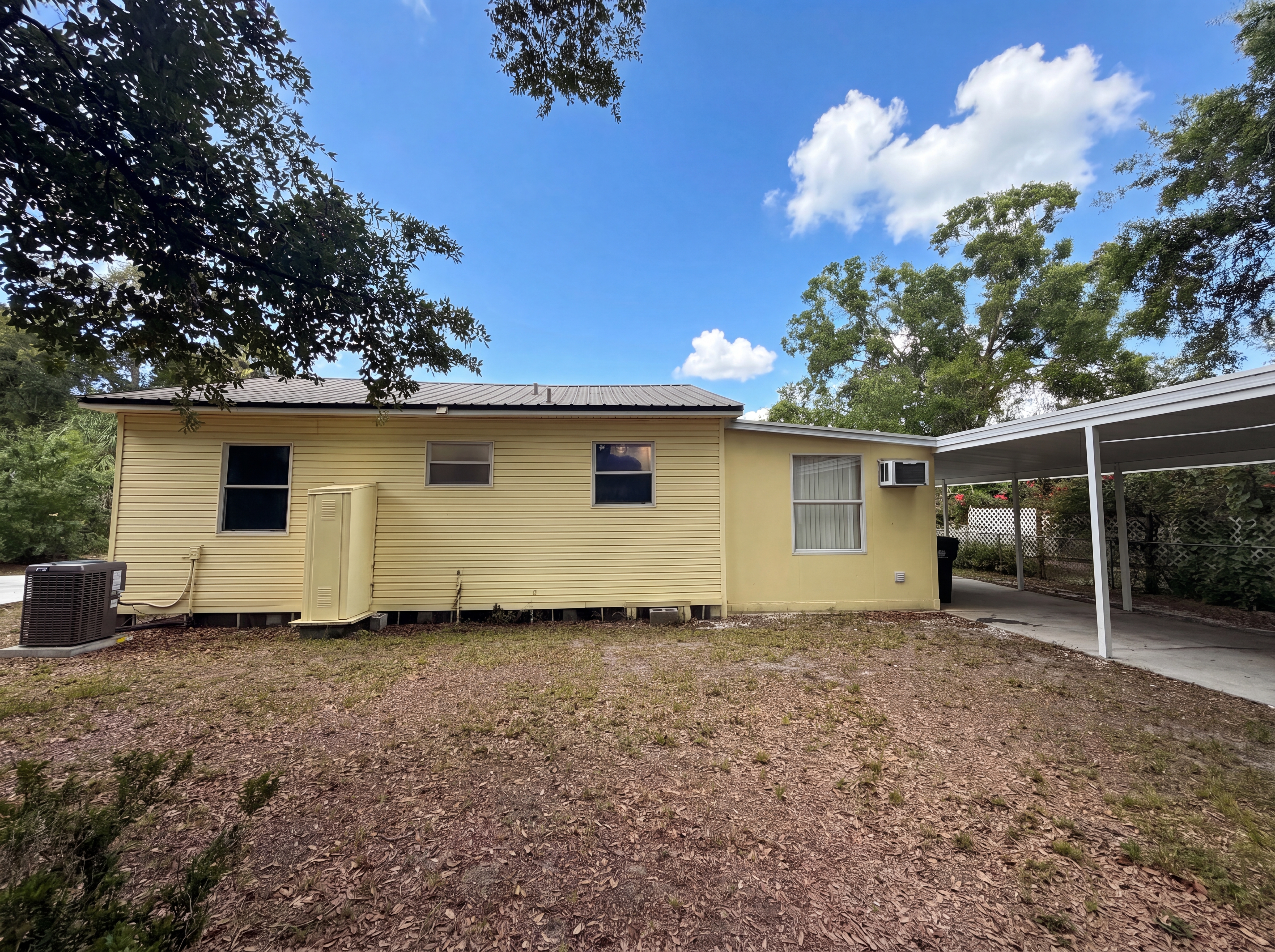 Photo 15 of 17 of 626 S 67th St, Tampa, FL