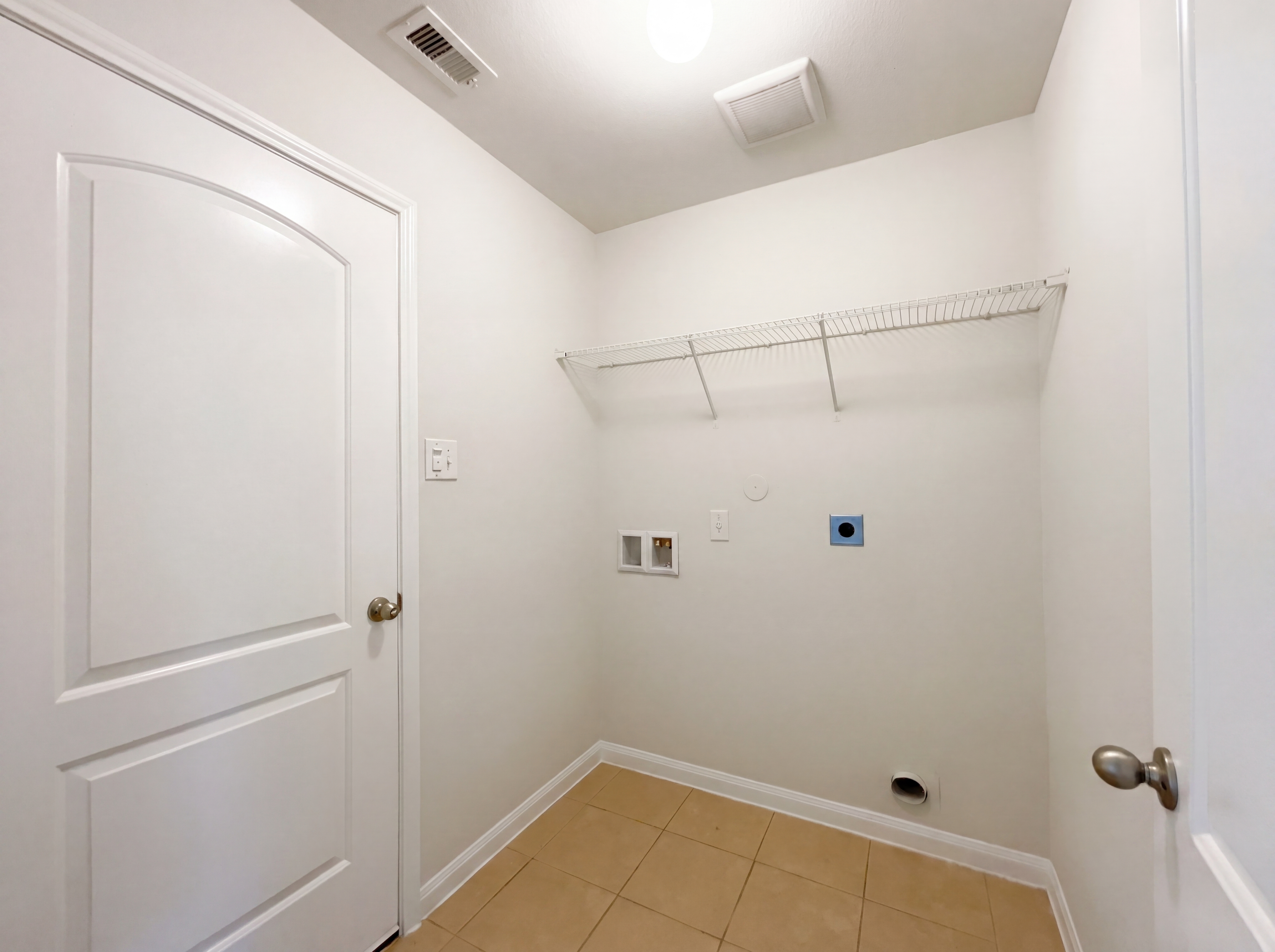 Photo 14 of 16 of 8735 Hazel Rose Sky Dr, Humble, TX