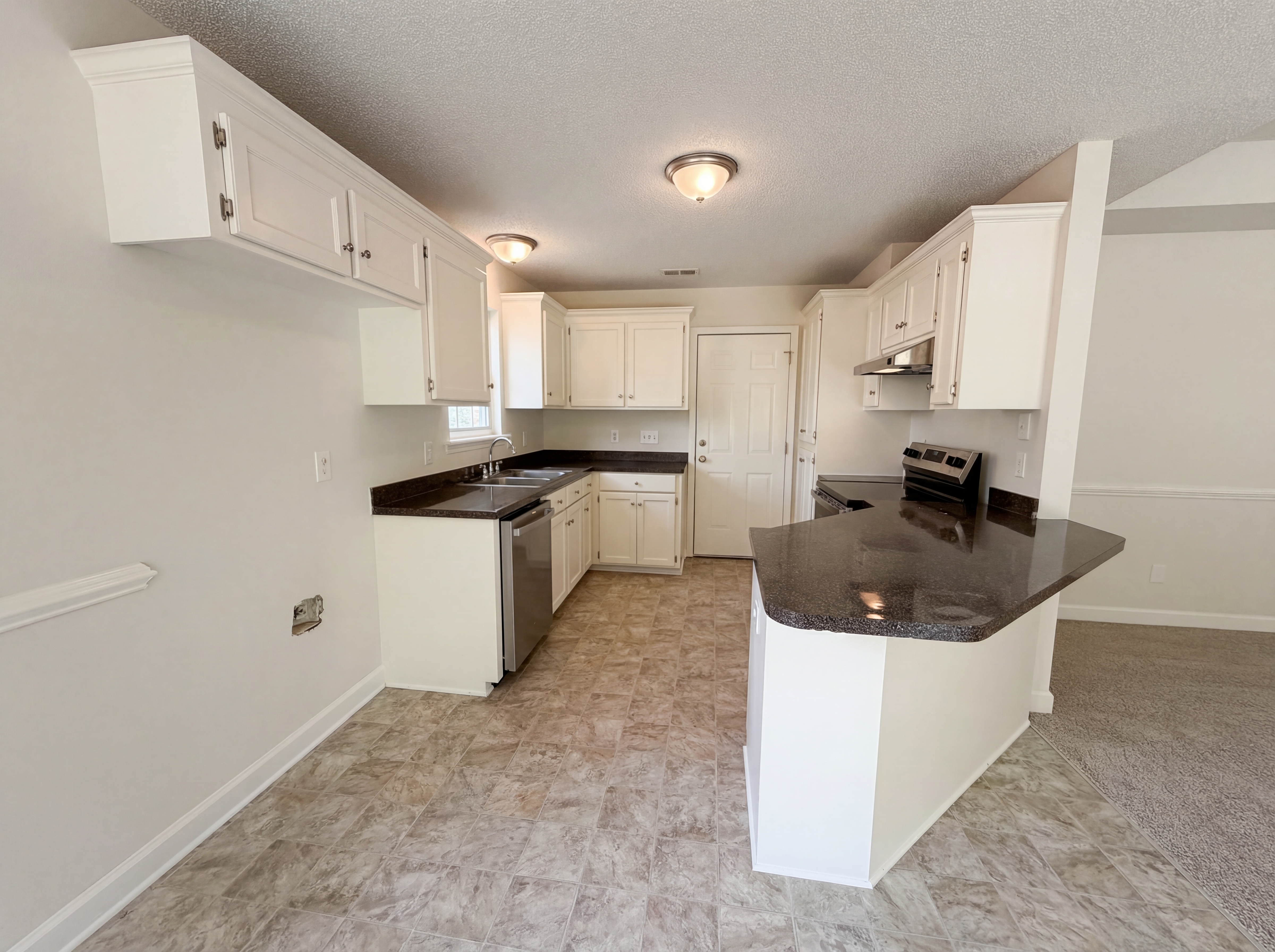 Photo 2 of 25 of 308 Algrave Way, Columbia, SC